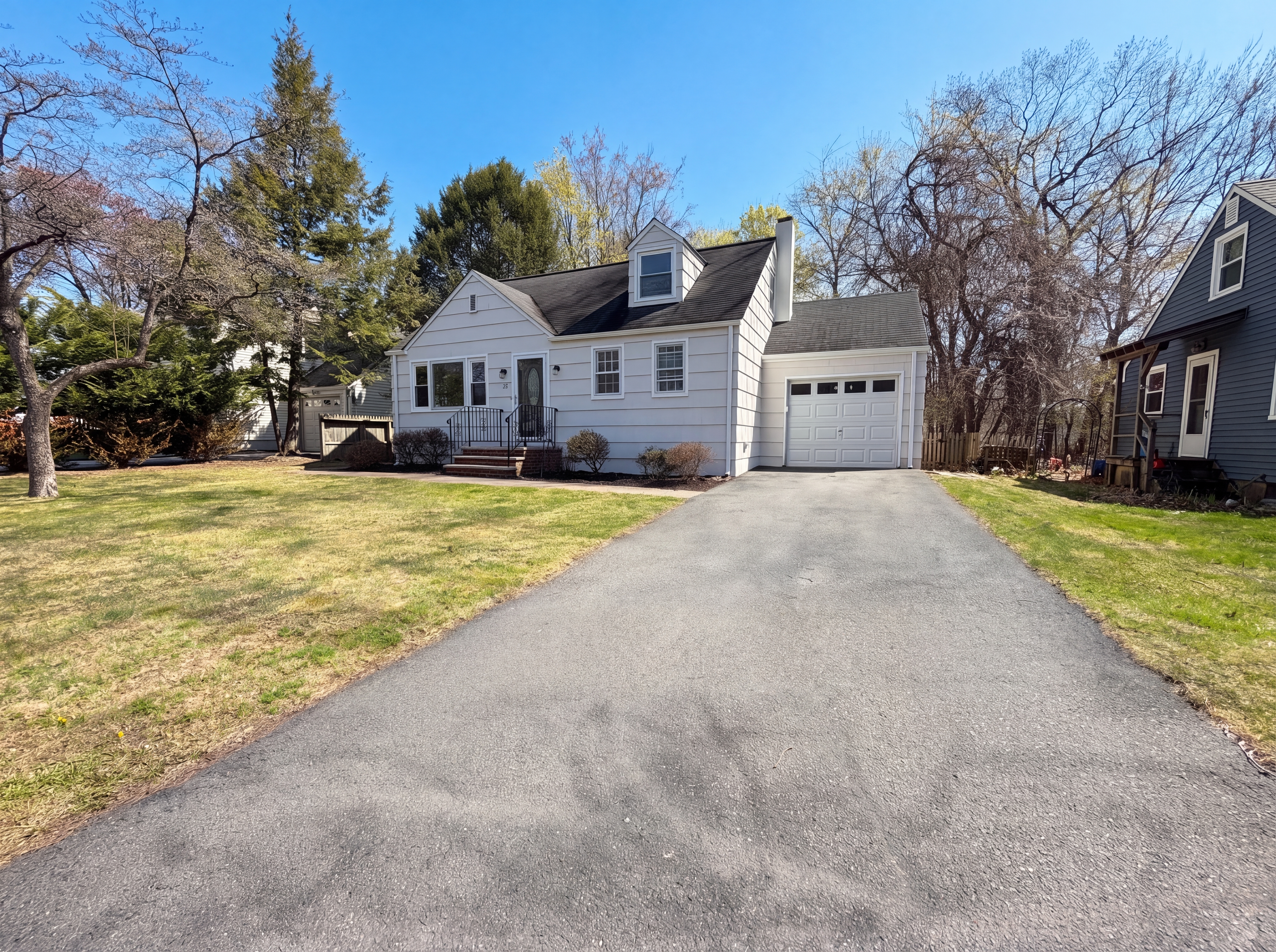Photo 19 of 23 of 19 Delekas Ave, South Plainfield, NJ