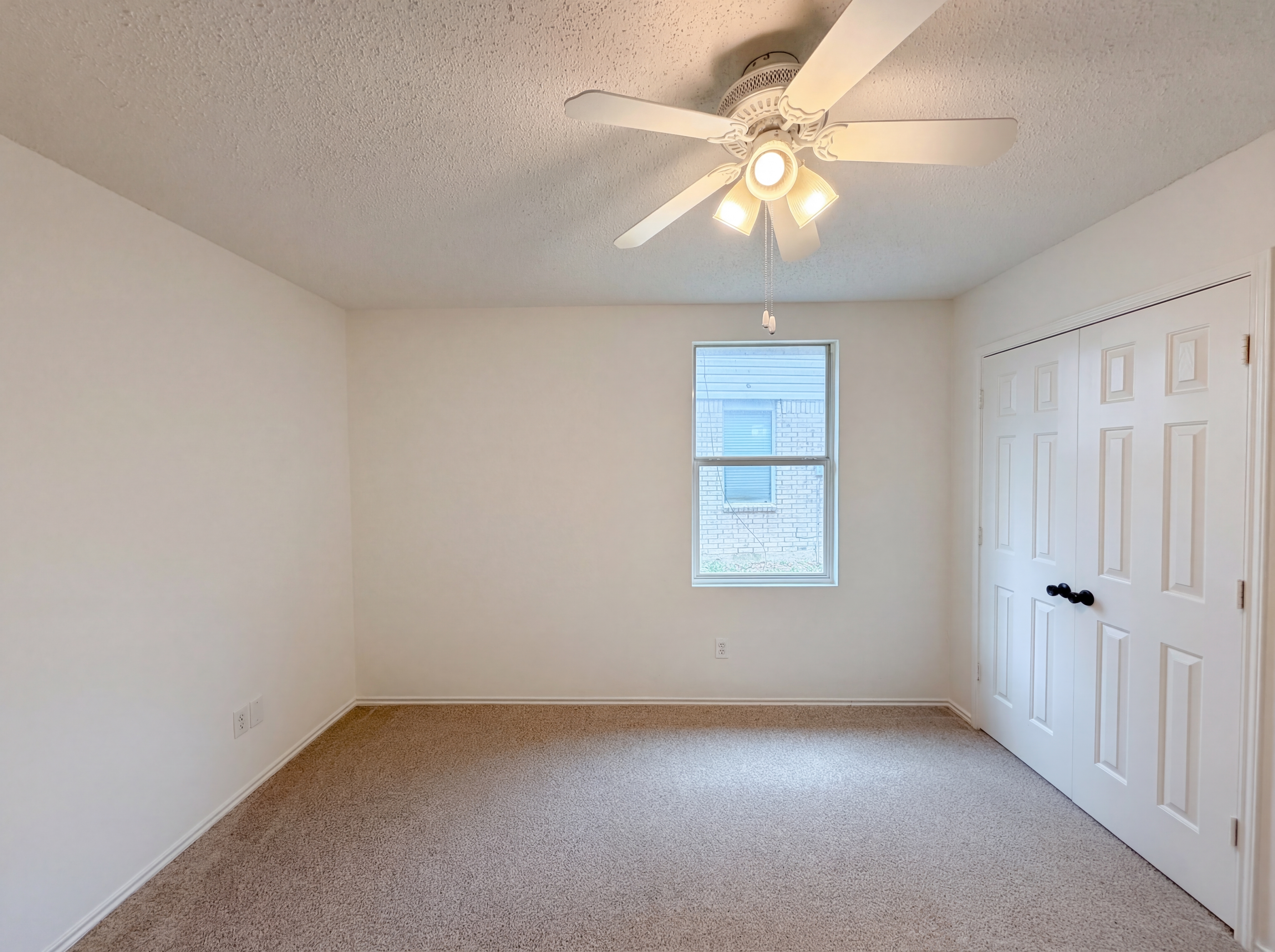 Photo 10 of 20 of 5145 Cliff Oaks Dr, Fort Worth, TX