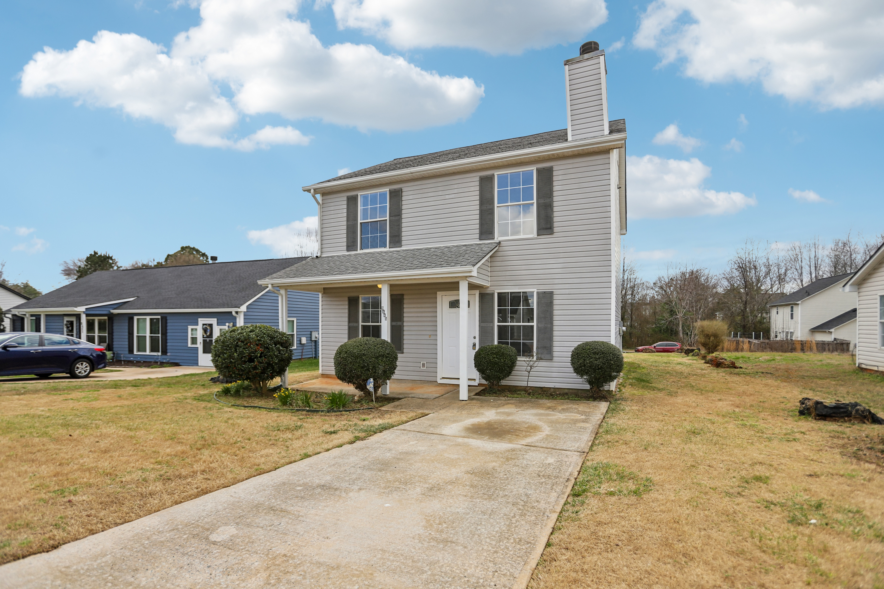 Photo 10 of 36 of 9445 Sleepy Hollow Ln, Jonesboro, GA
