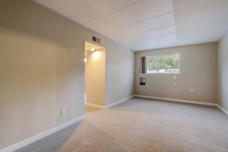 Photo 29 of 40 - 2600 Heidelberg Ct, Sacramento, CA 95826