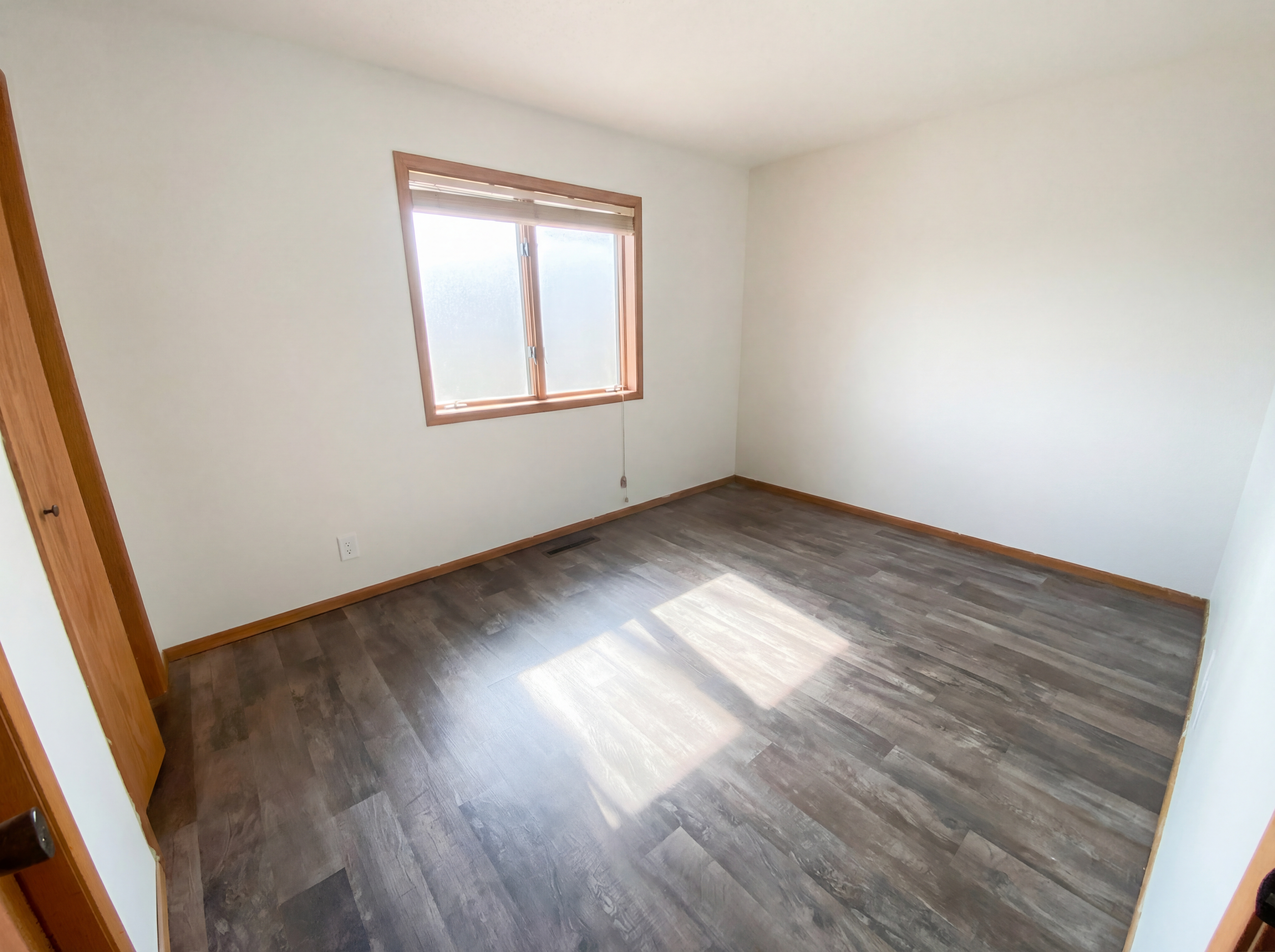 Photo 4 of 18 of 510 24th St SW, Rochester, MN
