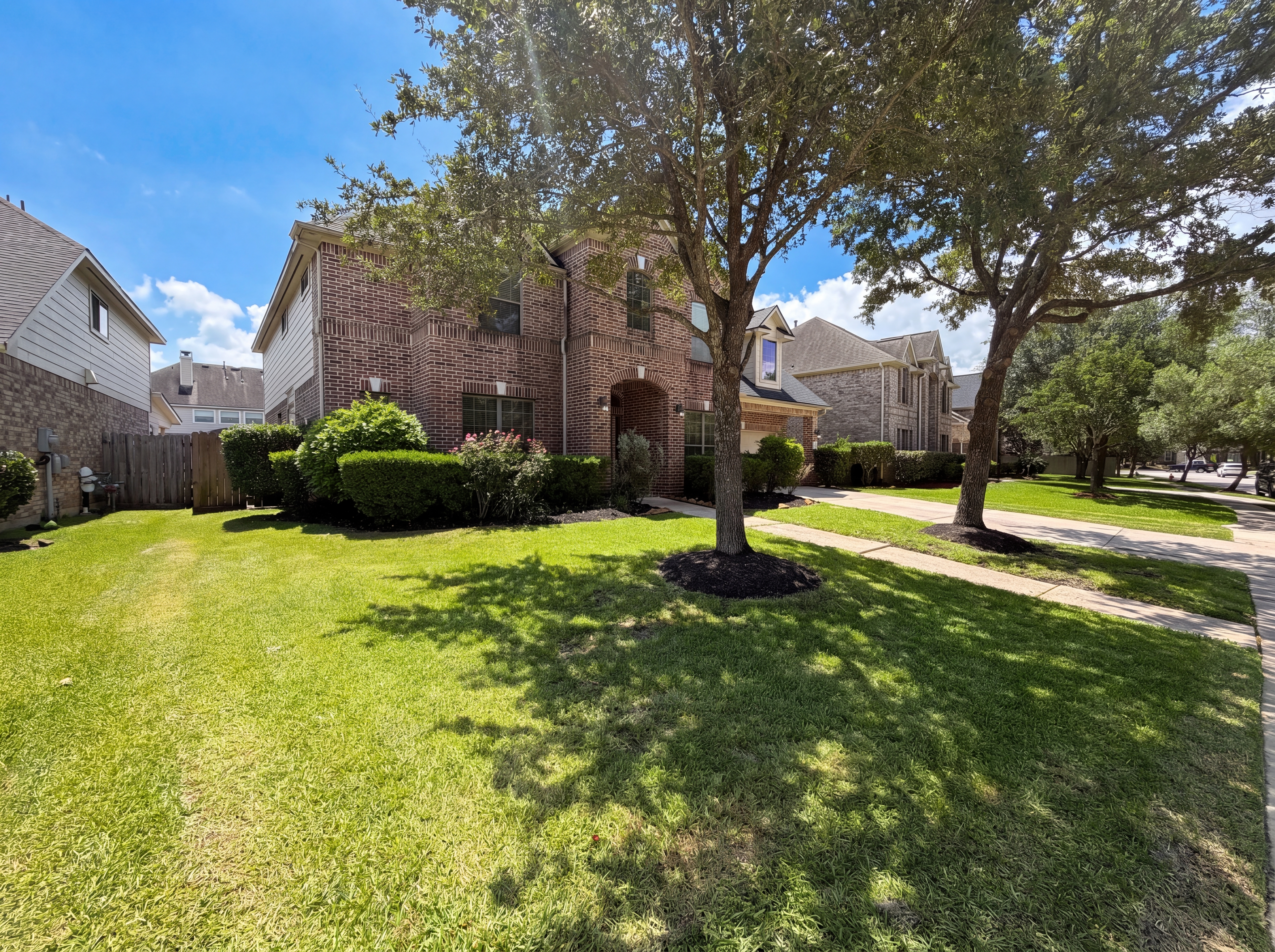 Photo 34 of 36 of 15822 Maple Shores Dr, Houston, TX