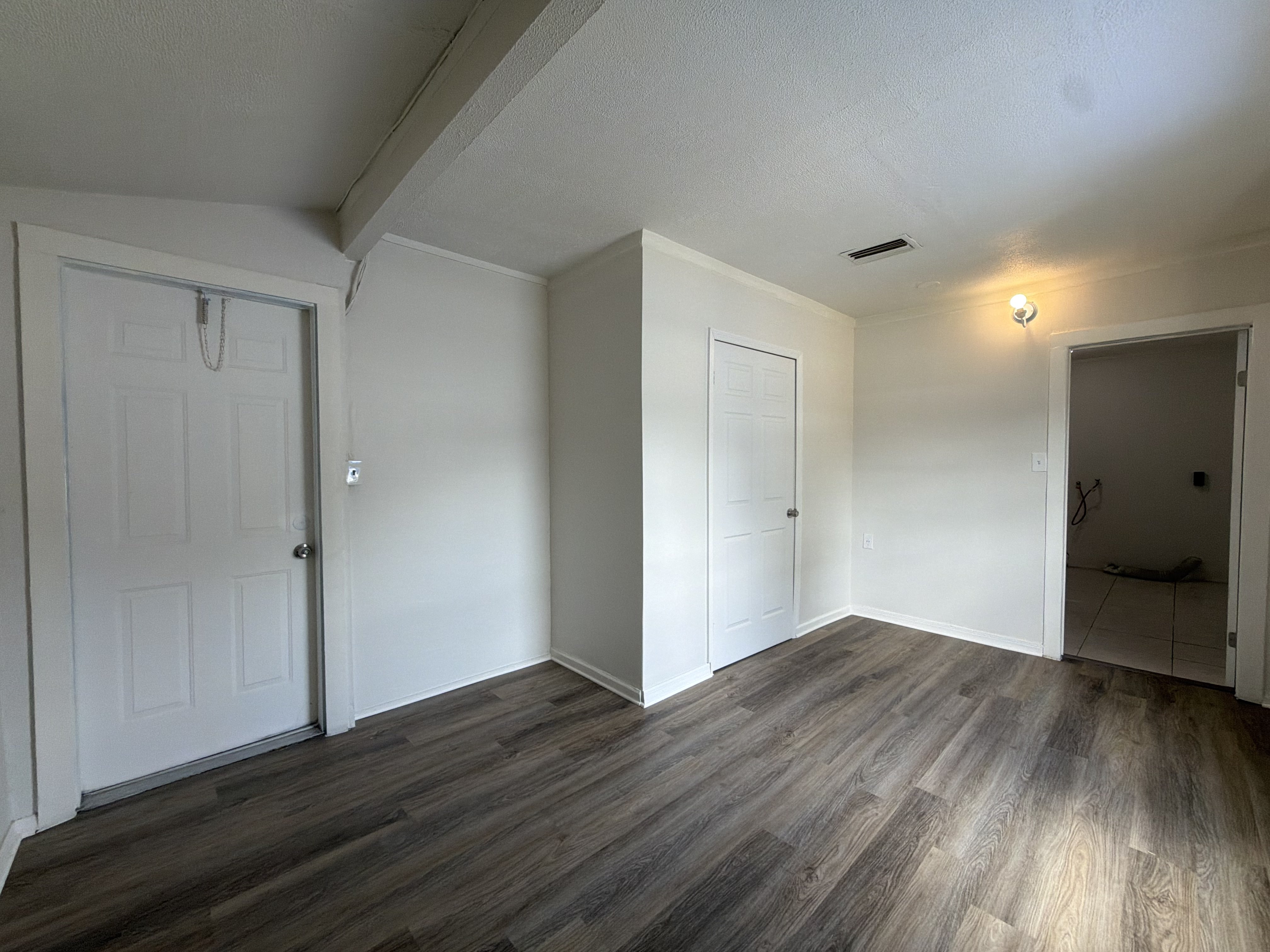 Photo 14 of 22 of 7916 Endive Ave, Tampa, FL