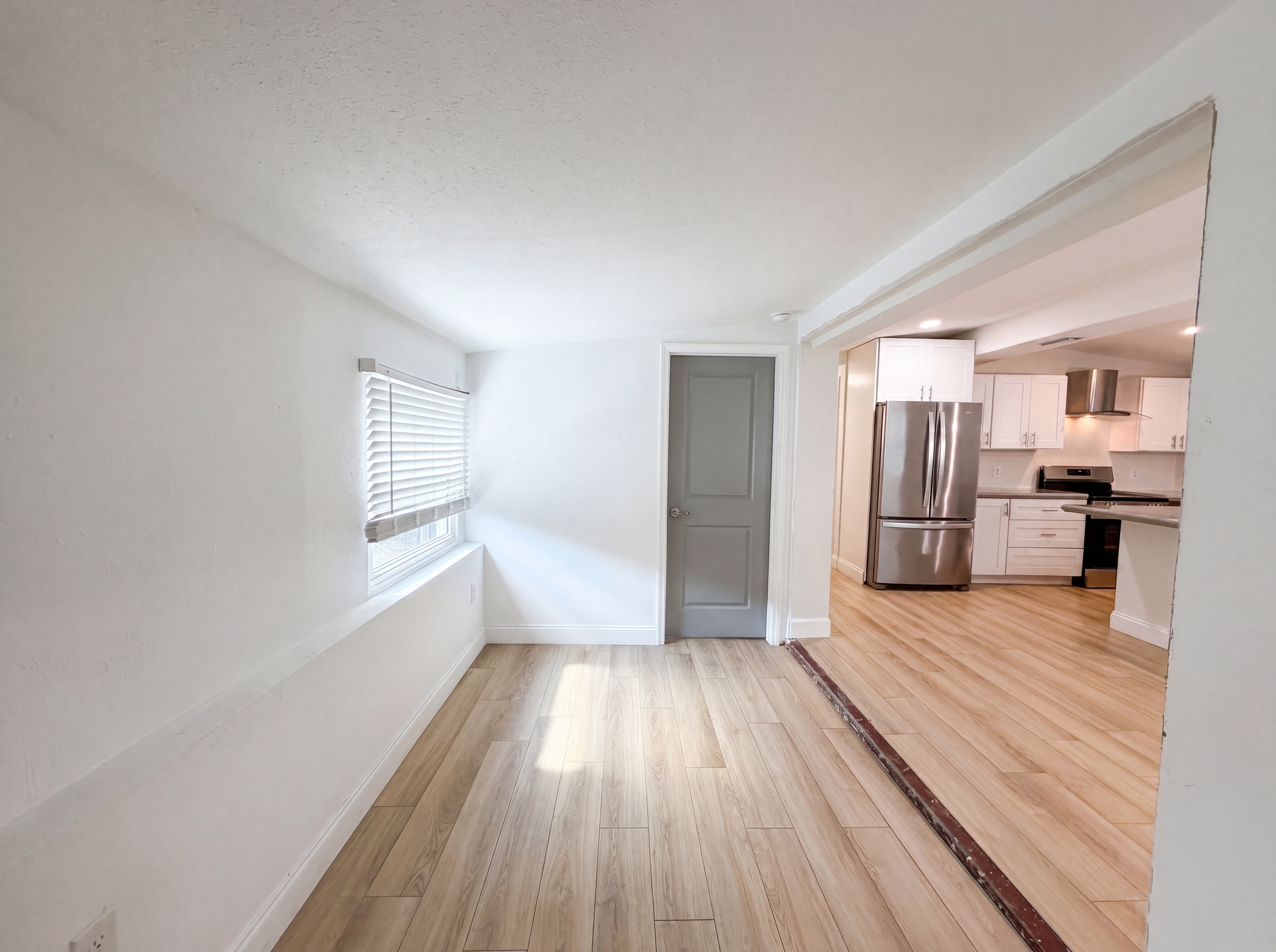 Photo 16 of 22 of 2905 E Chelsea St, Tampa, FL