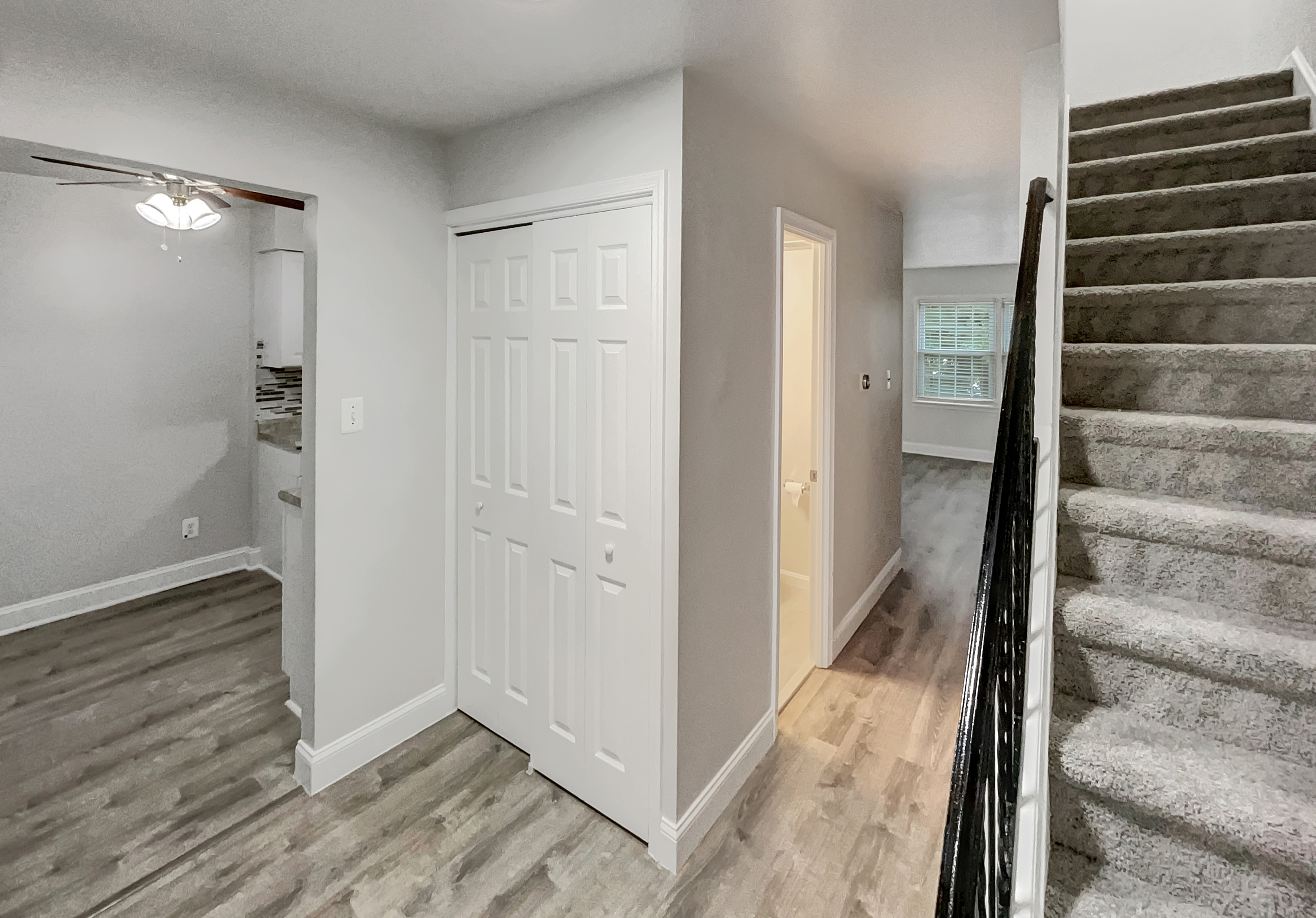 Photo 8 of 22 of 14849 Leicester Ct, Centreville, VA