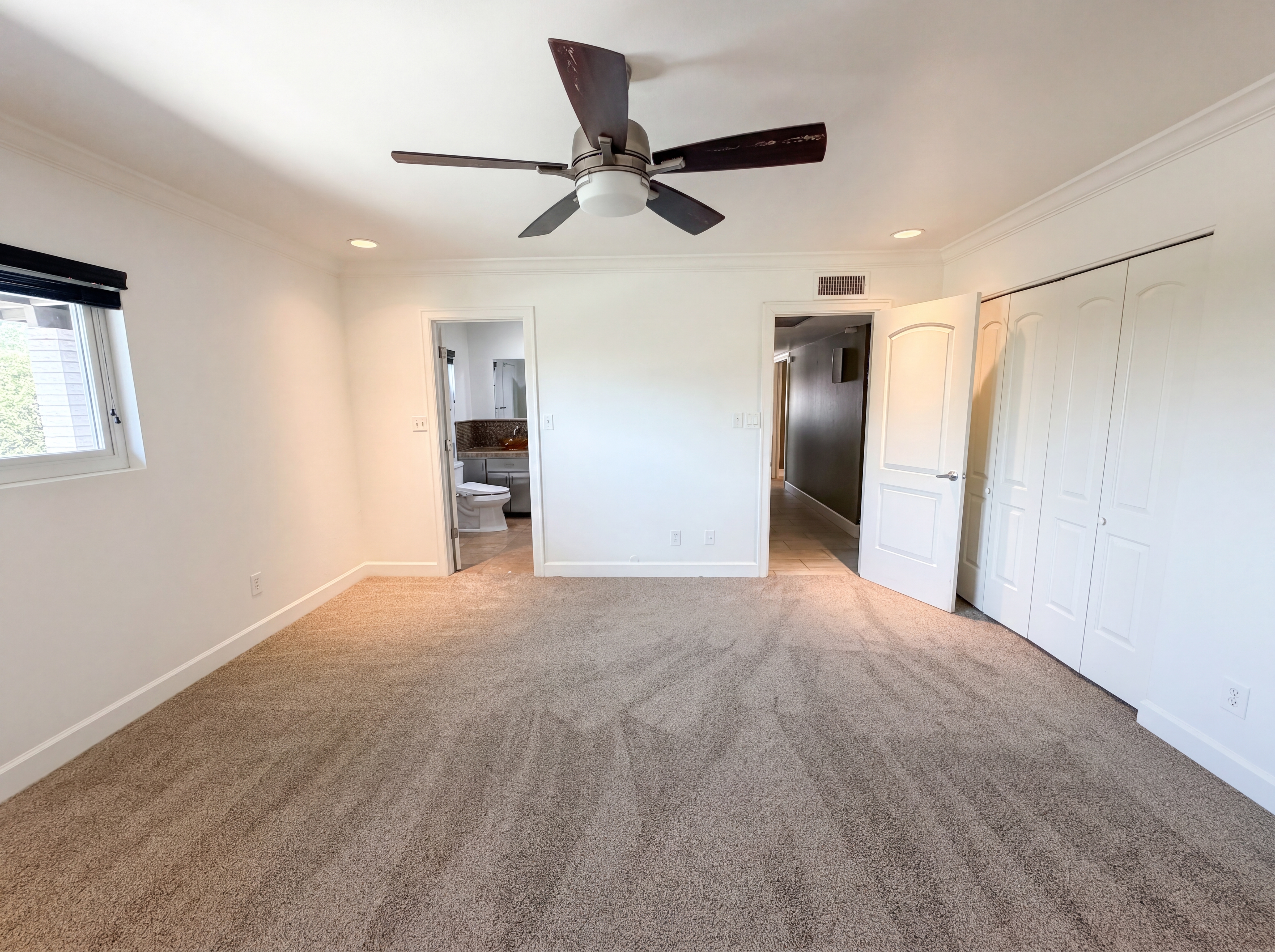Photo 15 of 34 of 2244 E Nicolet Ave, Phoenix, AZ