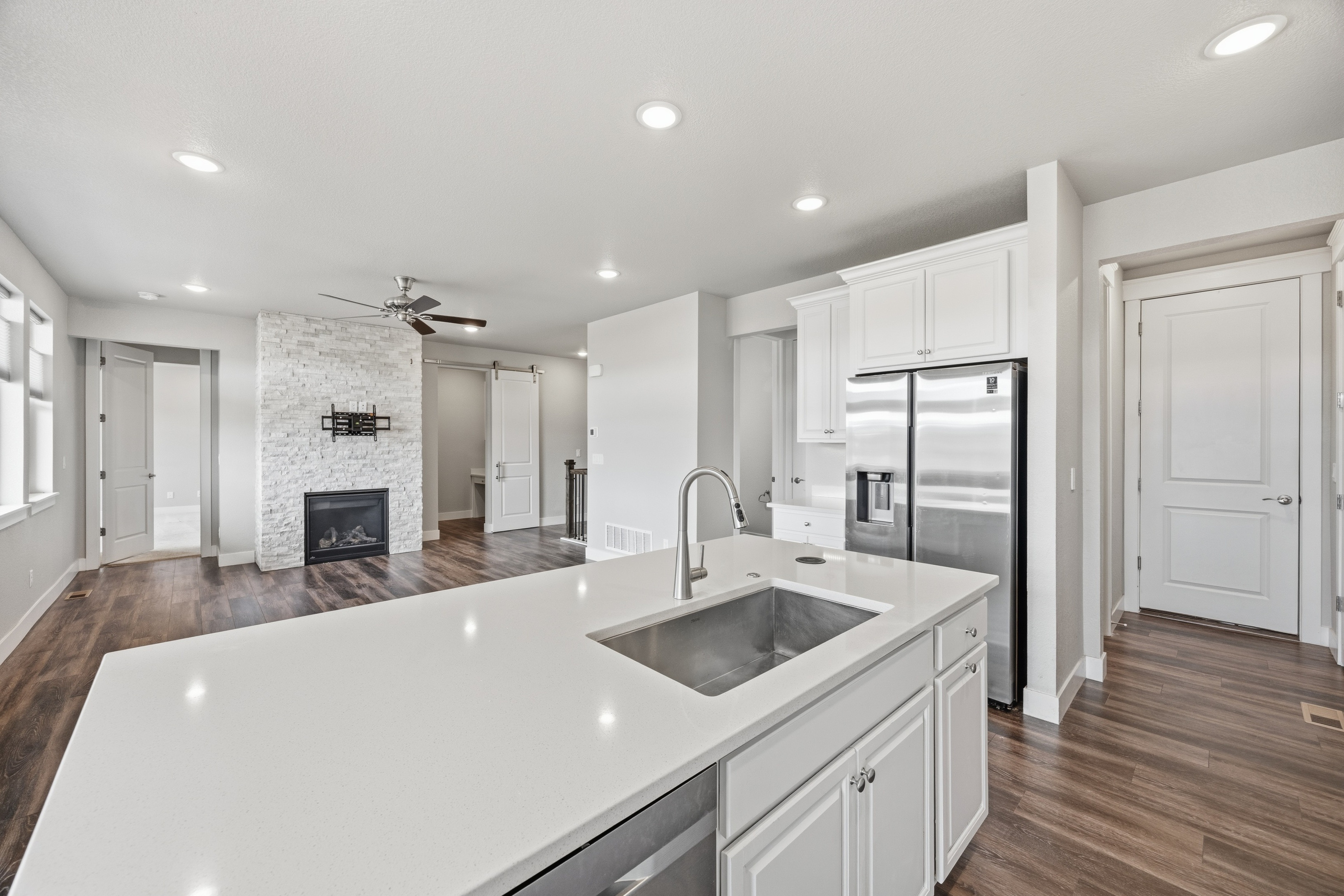 Photo 17 of 51 of 15637 Native Willow Dr, Monument, CO