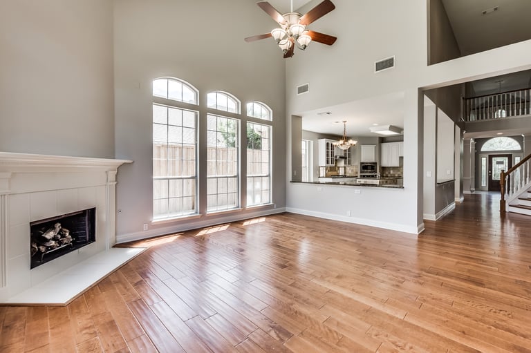 Photo 4 of 24 - 11250 Las Polamas Dr, Frisco, TX 75033