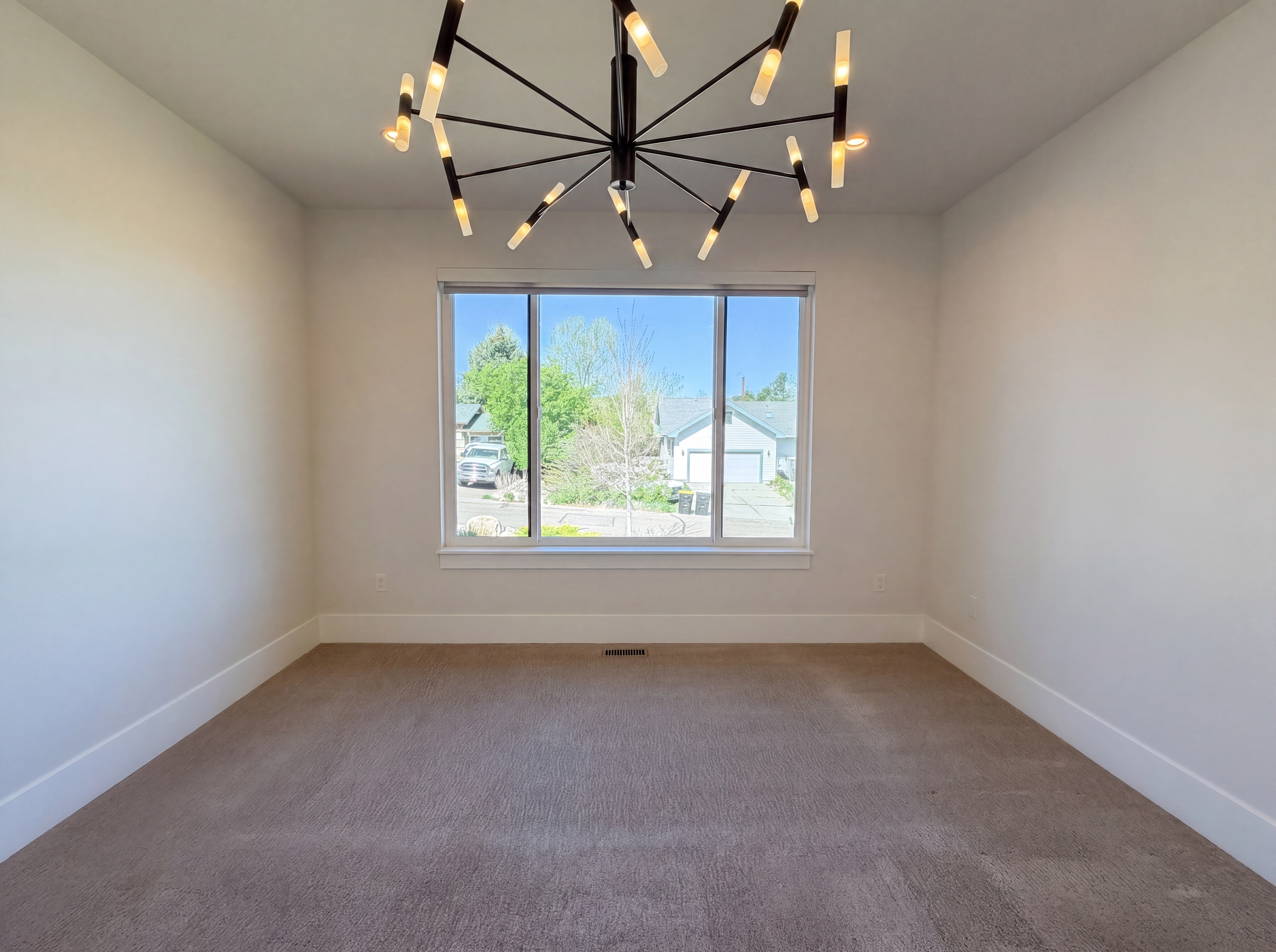 Photo 14 of 42 of 8804 S Brentwood St, Littleton, CO