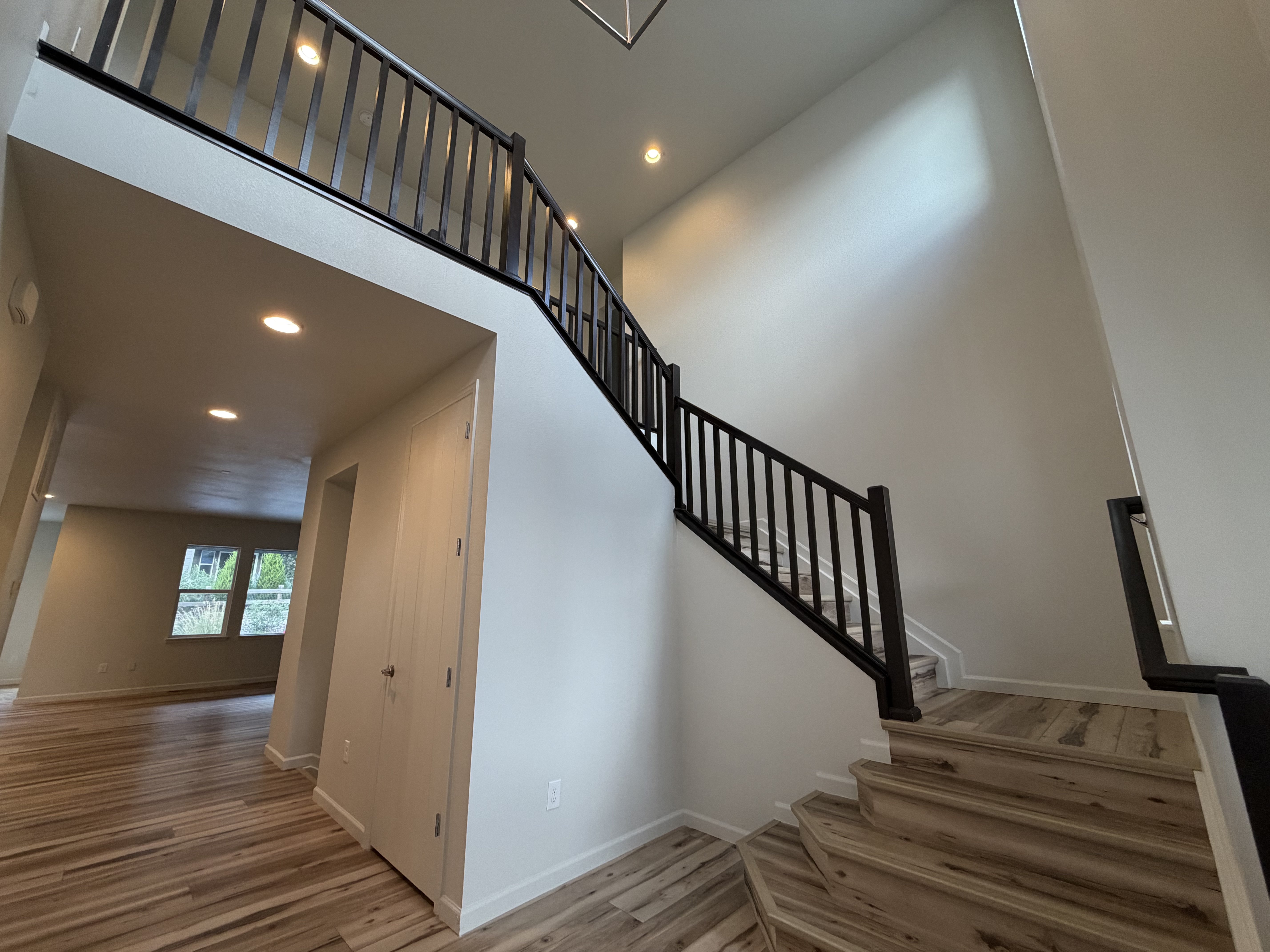 Photo 6 of 54 of 18402 W 93rd Pl, Arvada, CO