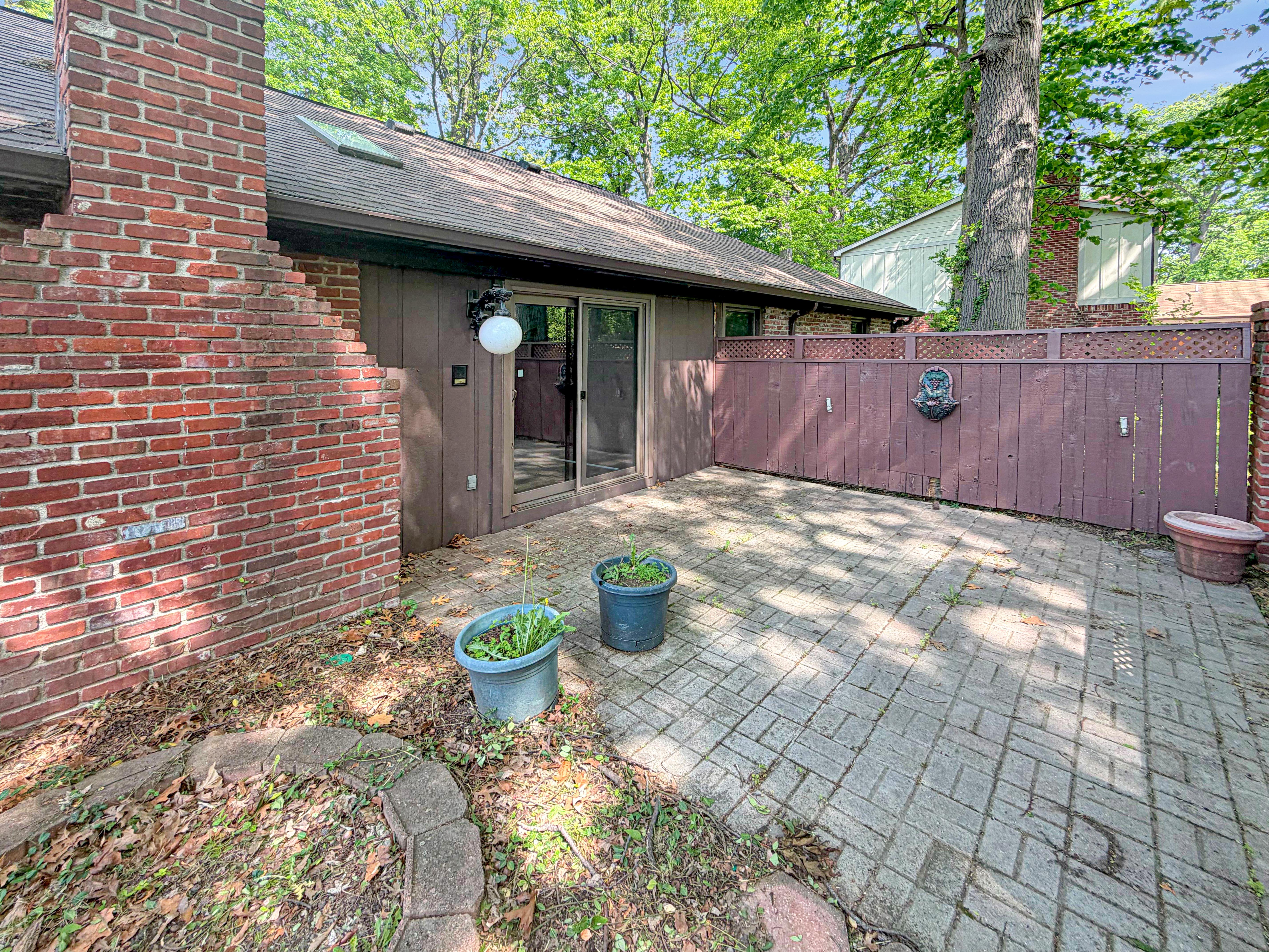 Photo 24 of 26 of 6811 Kingman Dr, Indianapolis, IN