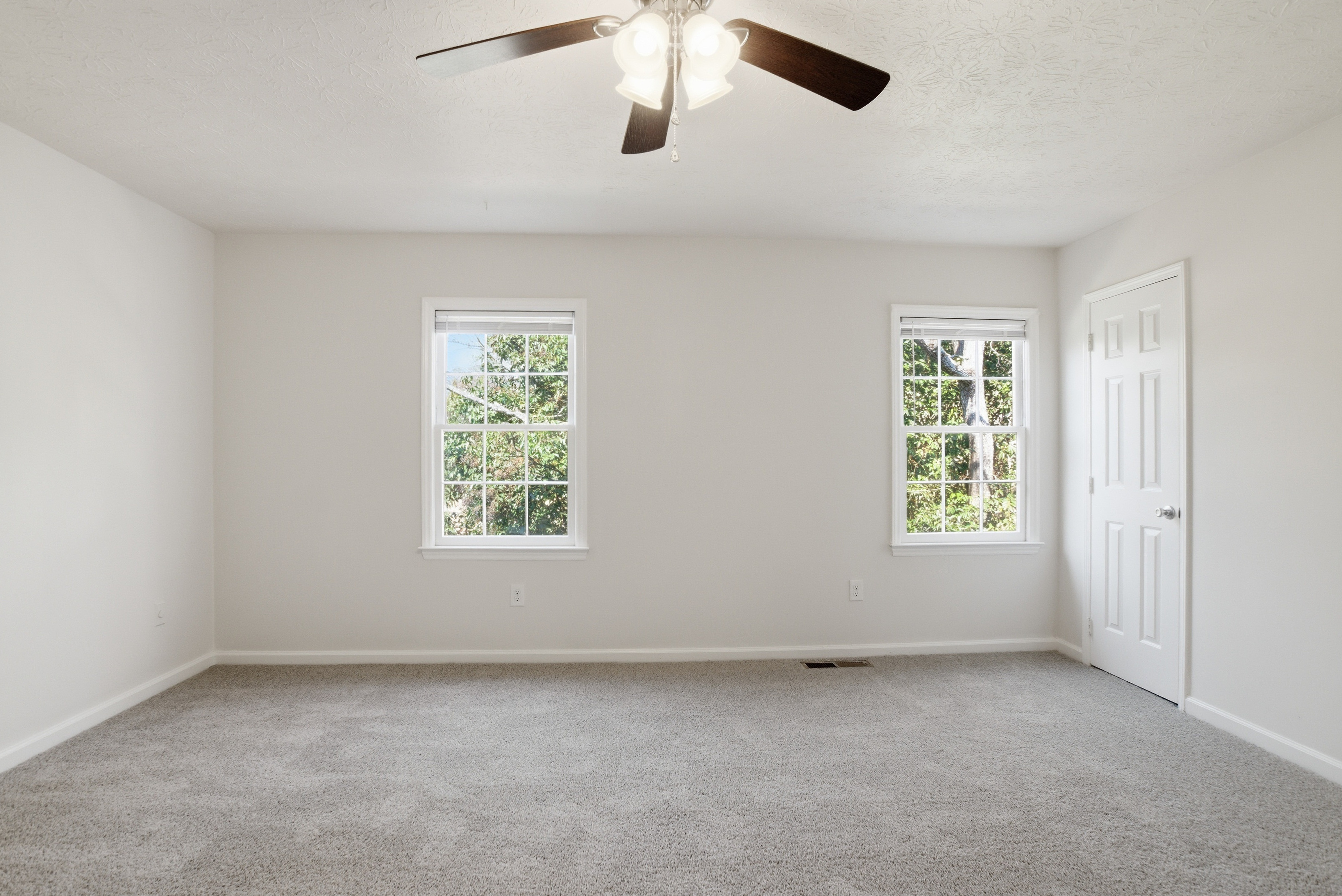 Photo 15 of 29 of 1905 S Milledge Ave, Athens, GA