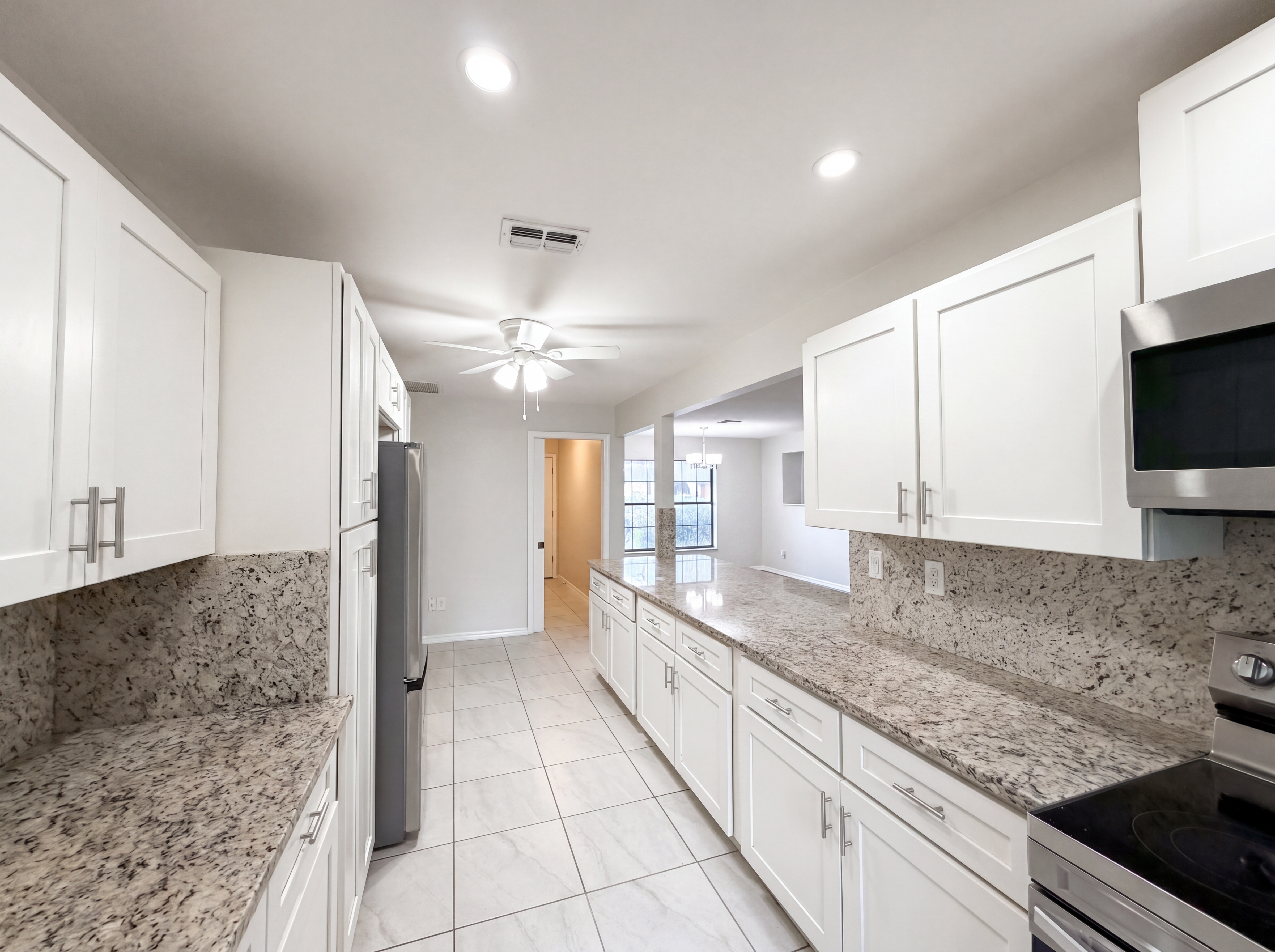 Photo 13 of 20 of 10510 SW 74th Ct, Ocala, FL
