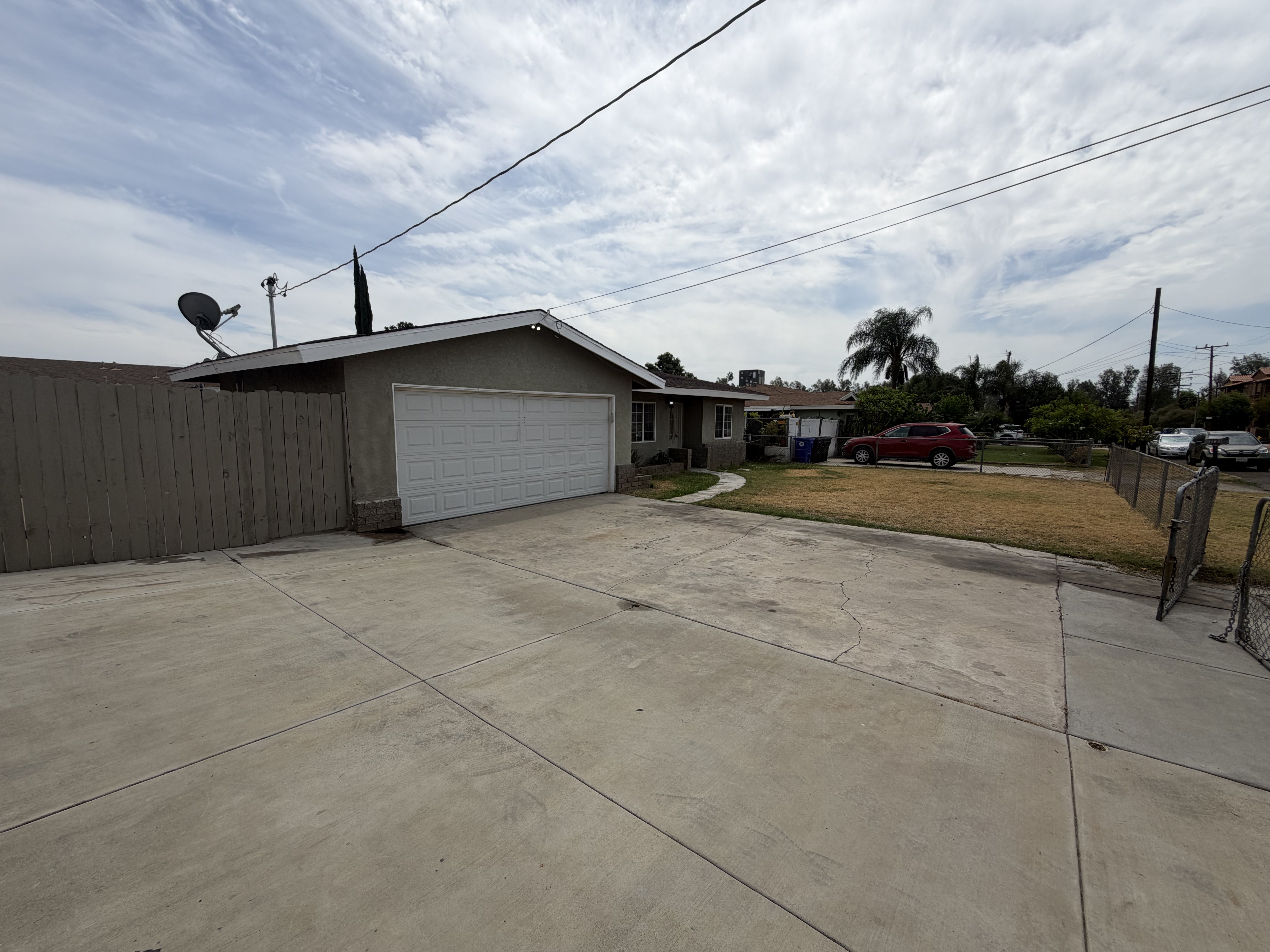 Photo 25 of 26 of 392 Cypress Ave, Colton, CA
