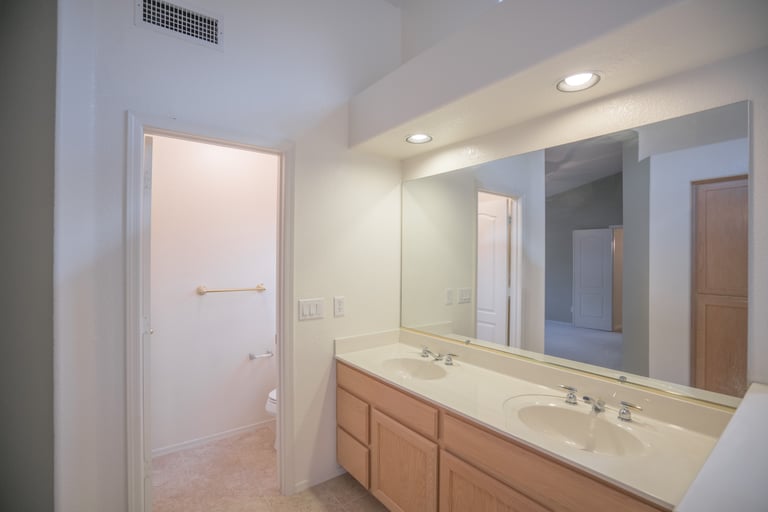 Photo 19 of 33 - 9643 W Mary Ann Dr, Peoria, AZ 85382