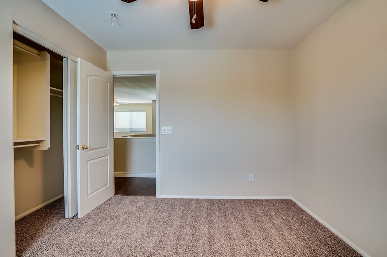 Photo 20 of 27 - 28402 N 25th Ave, Phoenix, AZ 85085