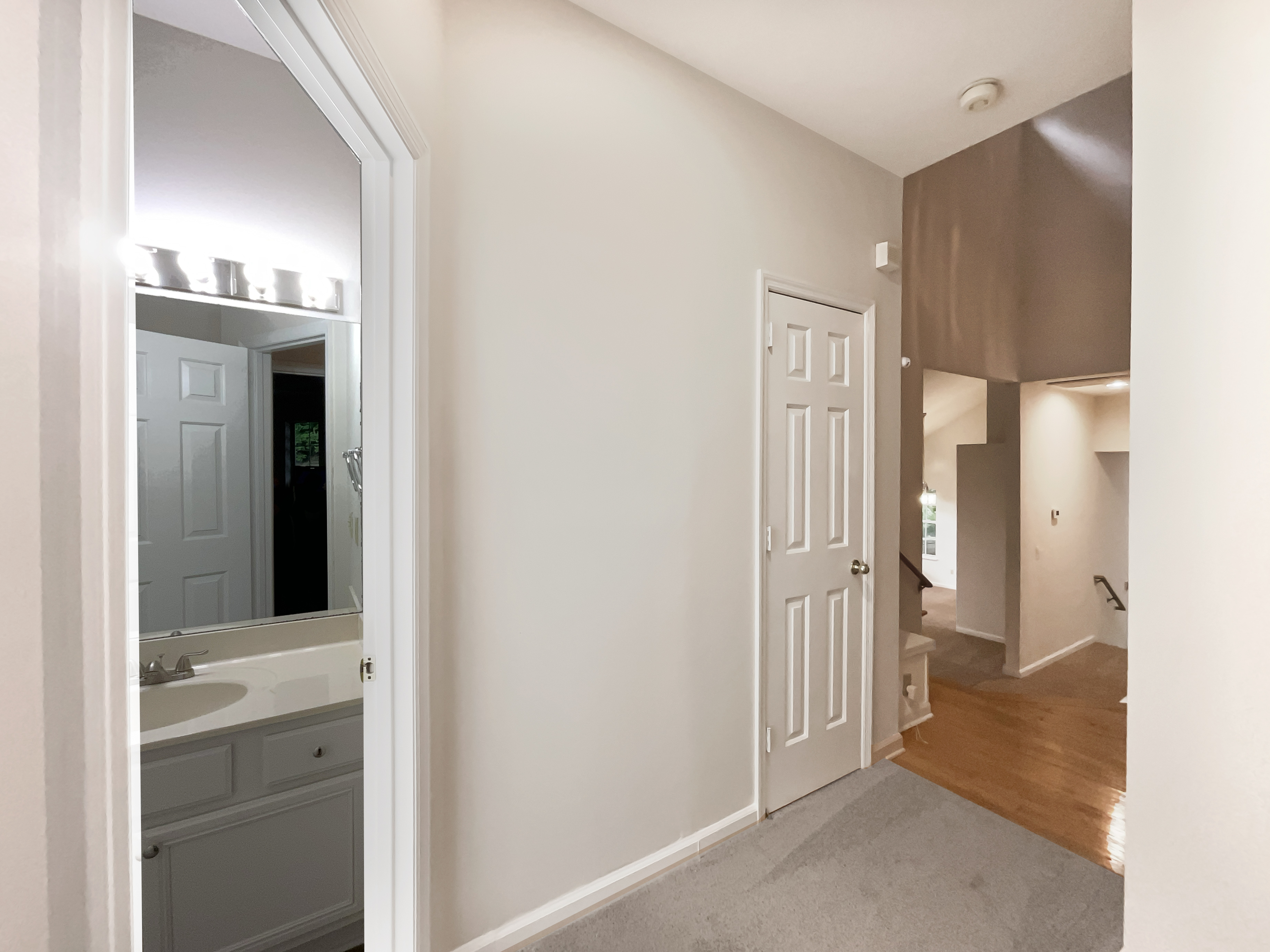 Photo 23 of 33 of 824 N Woodstone Ln, Nashville, TN