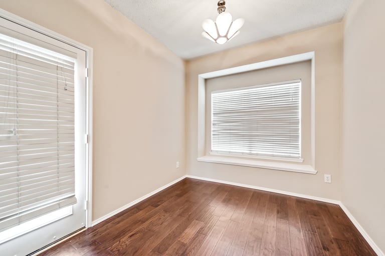 Photo 15 of 27 - 3927 Willow Bend Dr, The Colony, TX 75056