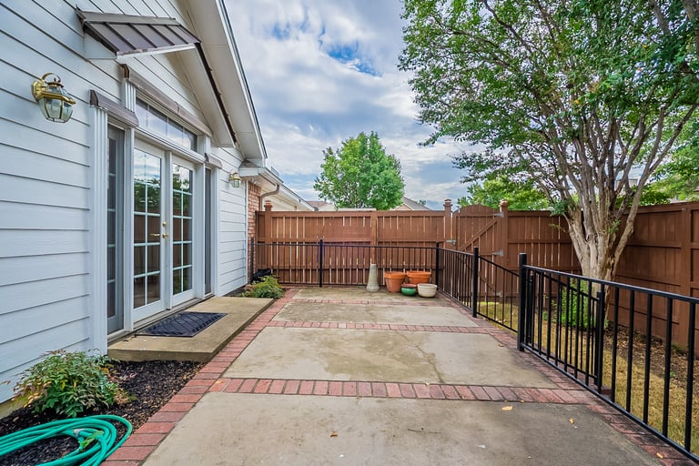 Photo 24 of 25 - 4203 Capstone Dr, Carrollton, TX 75010