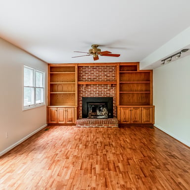 Property photo 3 of 15074 Barkwood Dr