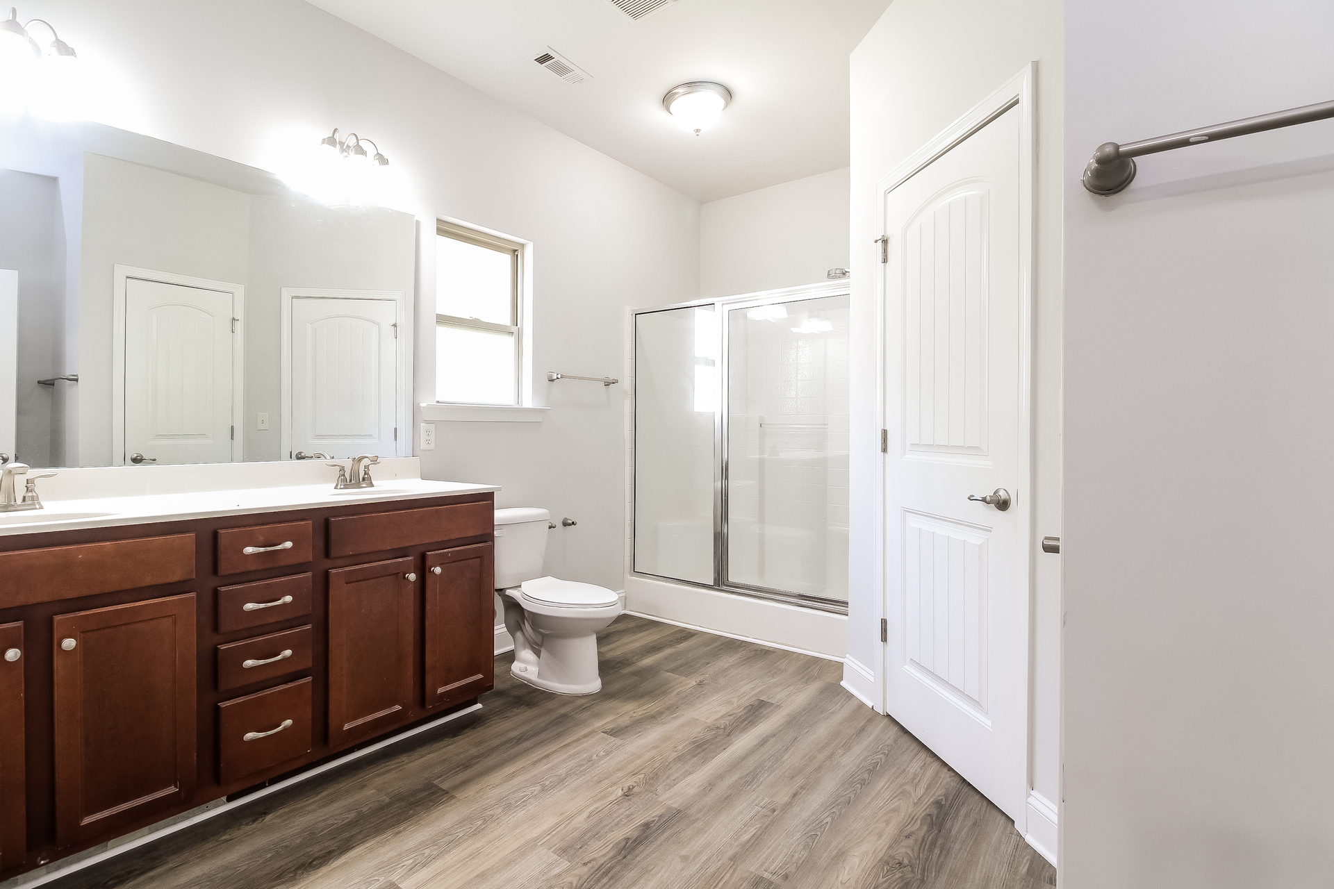 Photo 8 of 16 of 118 Winterwood Ct, Roebuck, SC