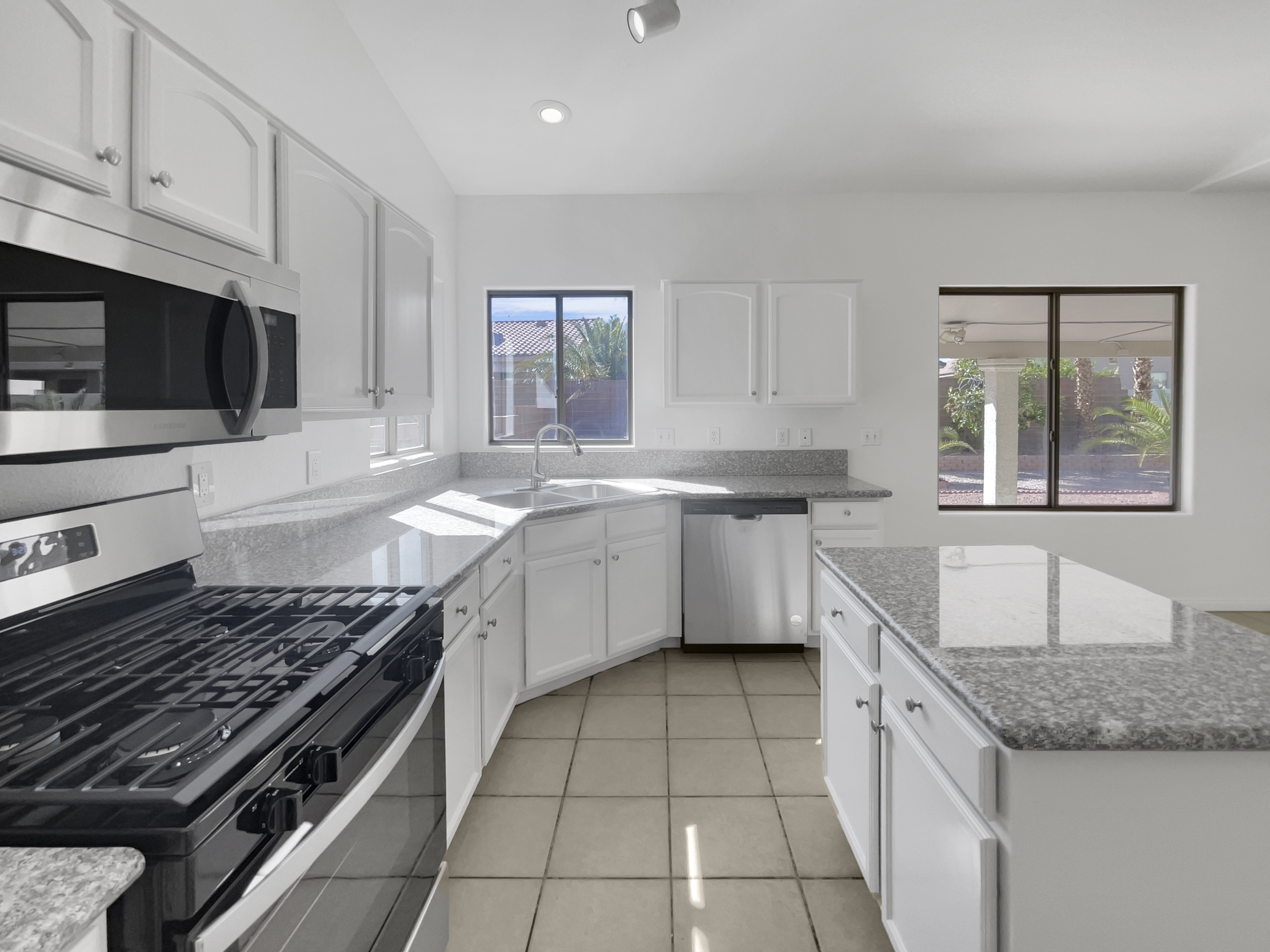 Photo 13 of 24 of 9047 Dolomite Ct, Las Vegas, NV