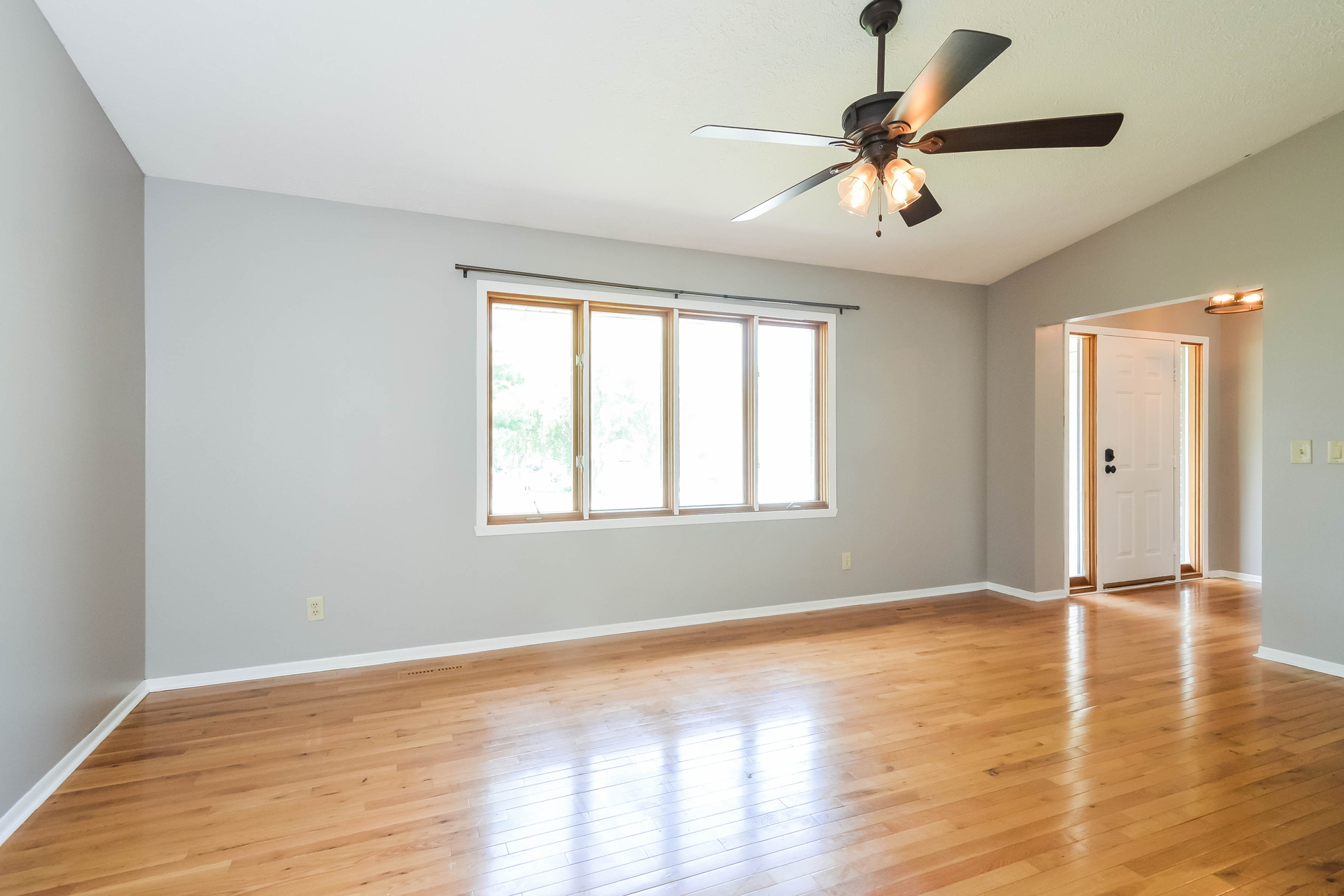 Photo 63 of 79 of 1503 Featherstone Rd, Rockford, IL