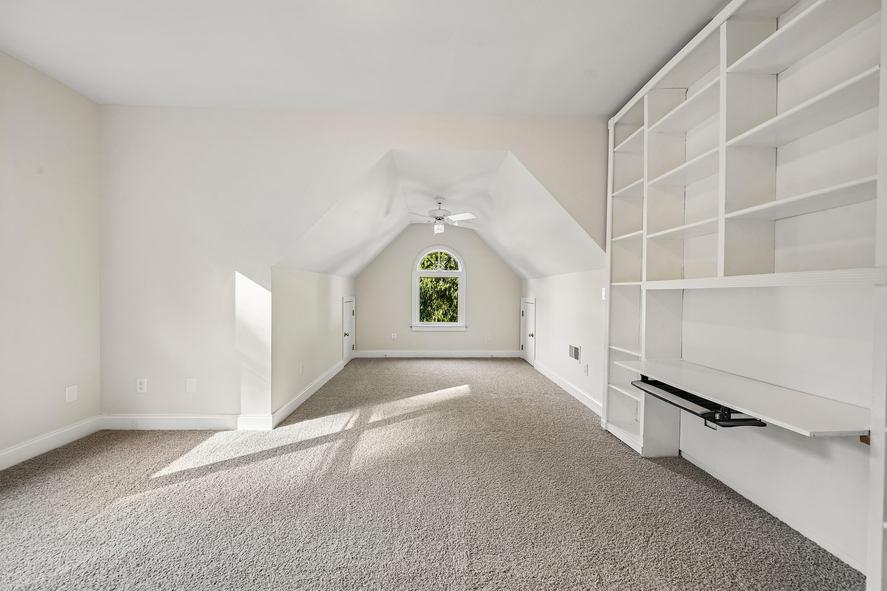 Photo 29 of 39 of 3054 Montclair Cir SE, Smyrna, GA