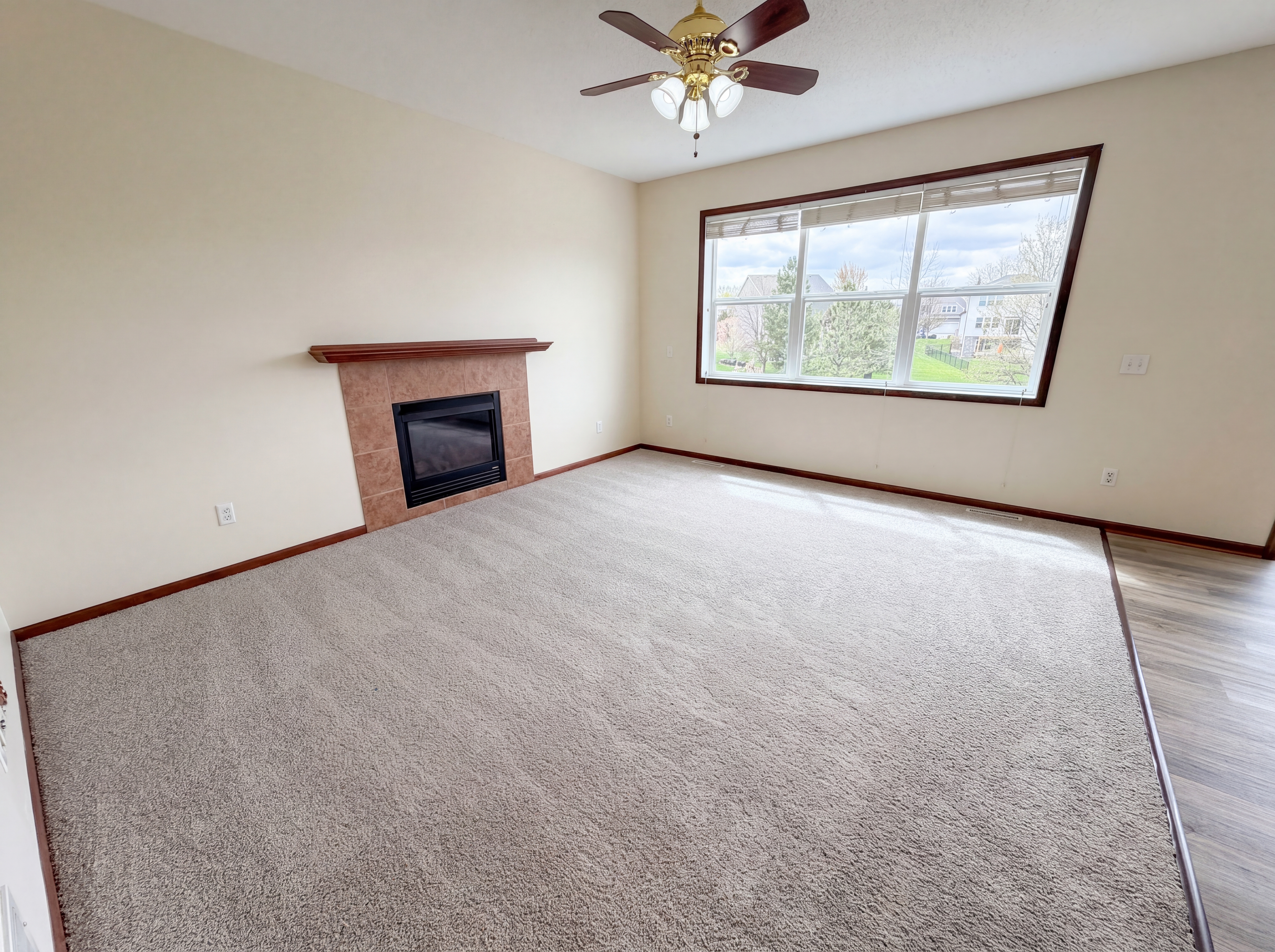 Photo 11 of 31 of 6757 Troy Ln N, Maple Grove, MN