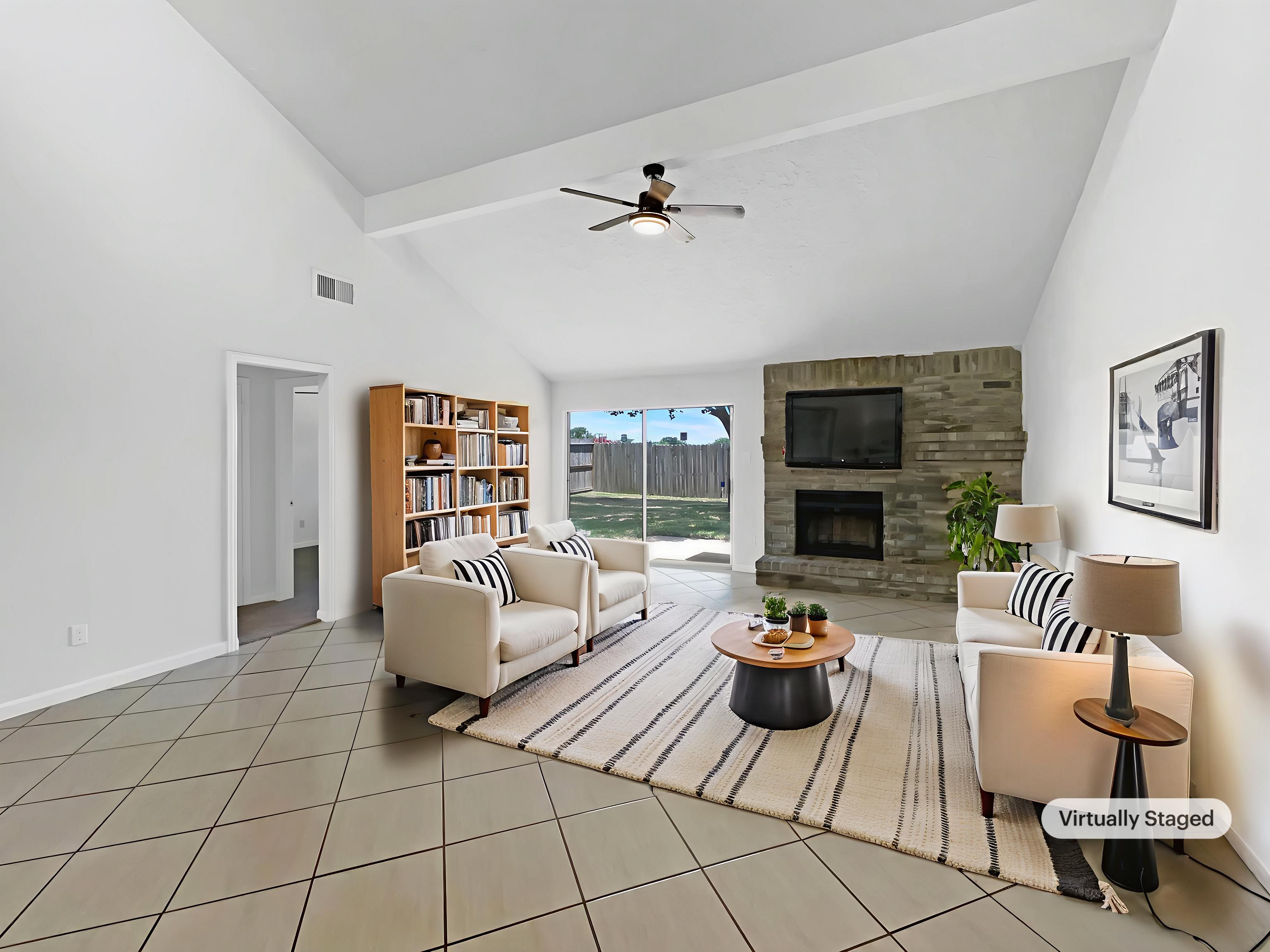 Photo 2 of 19 of 6214 Clayridge Dr, Houston, TX
