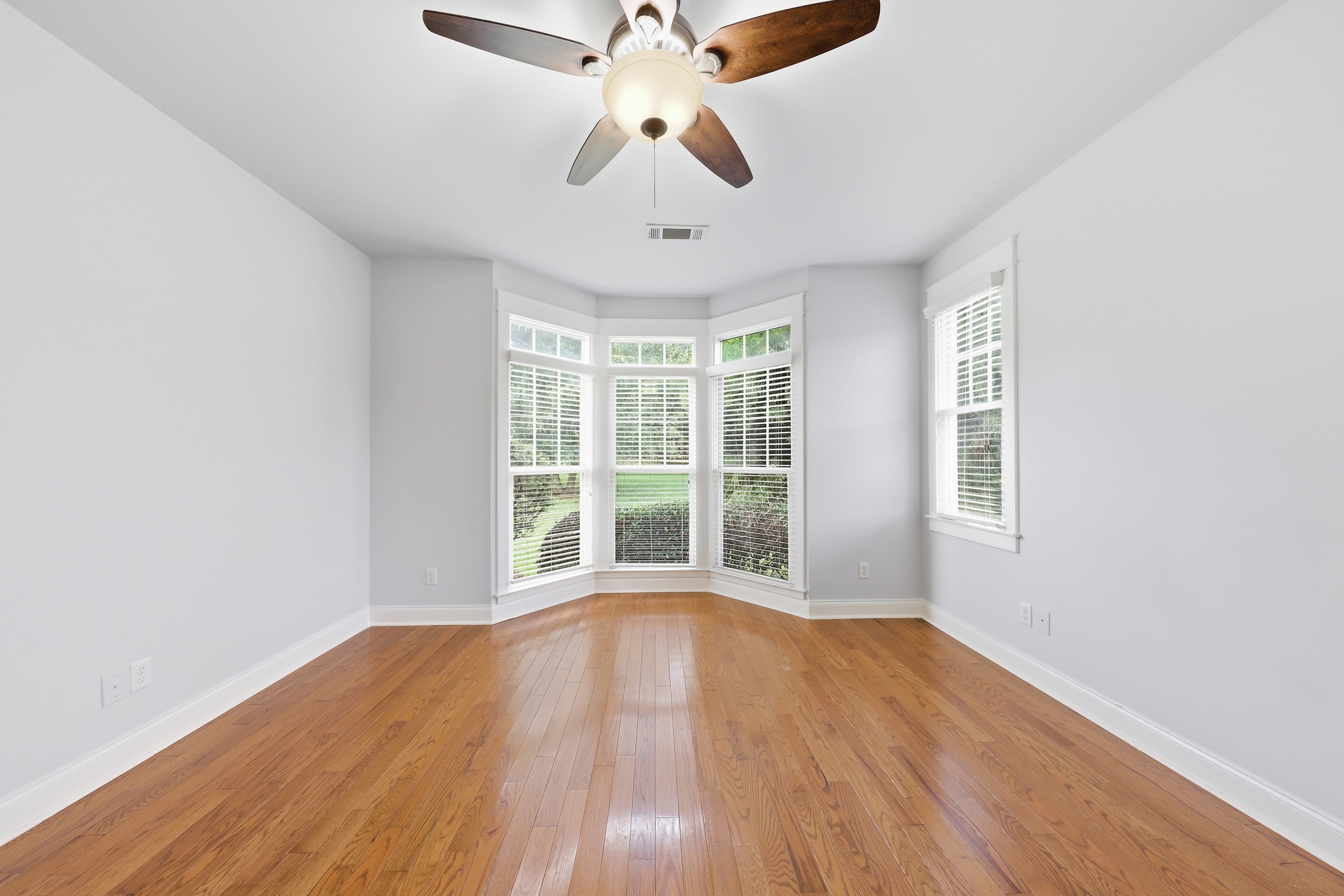 Photo 37 of 90 of 7226 Tyree Rd, Winston, GA