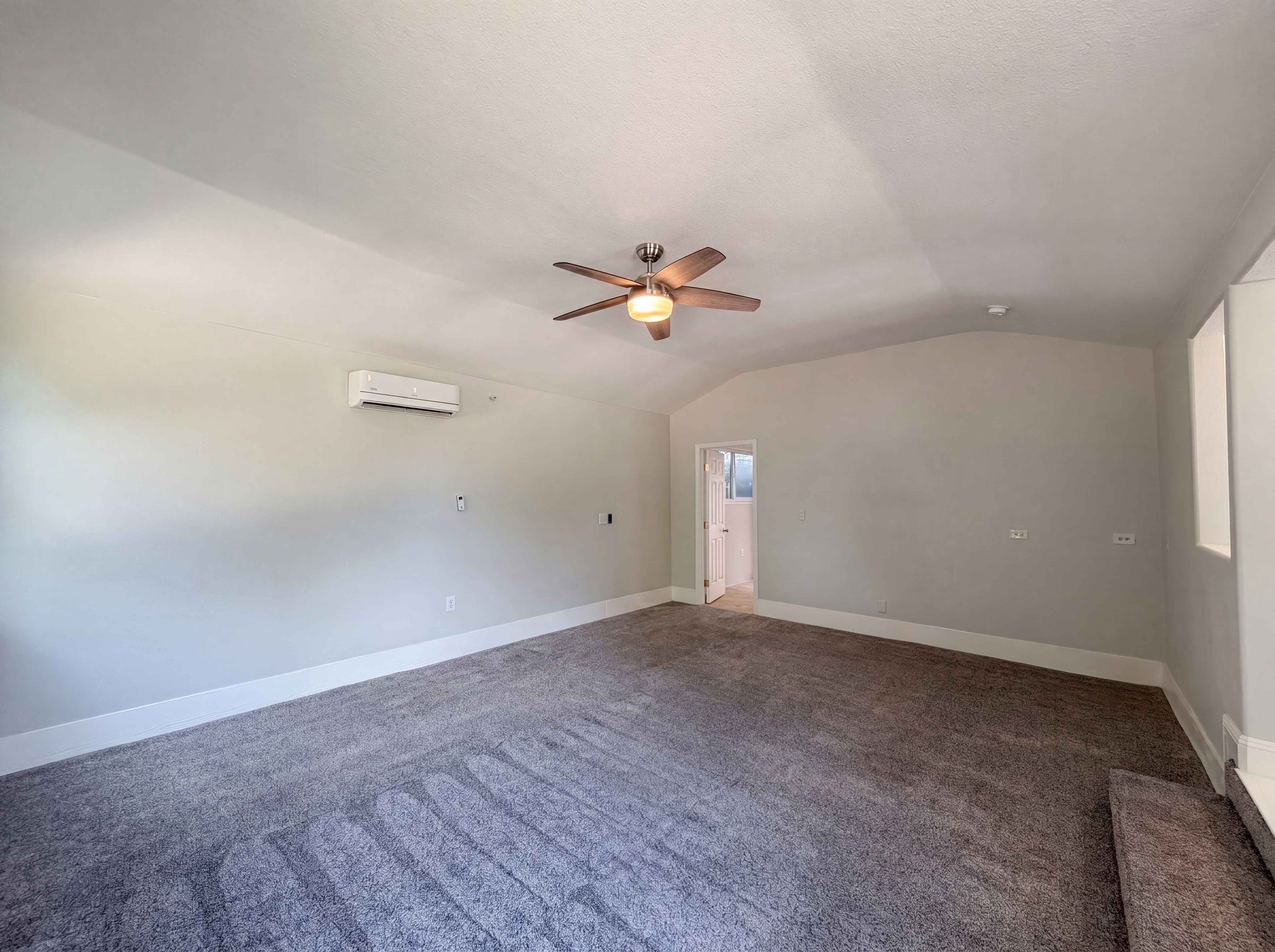 Photo 7 of 48 of 8233 Fair Way, Citrus Heights, CA