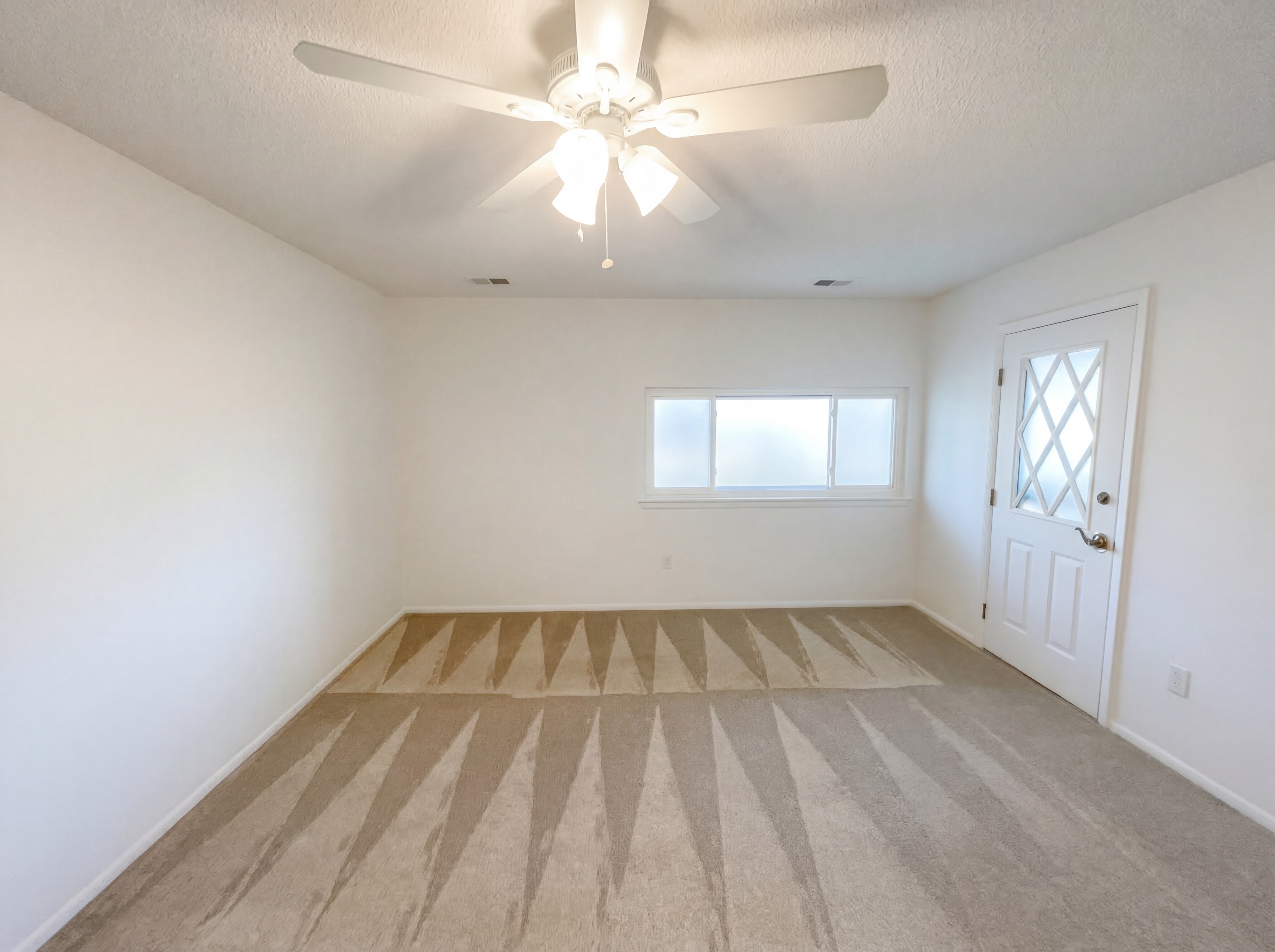 Photo 17 of 23 of 3075 E Long Cir S, Centennial, CO