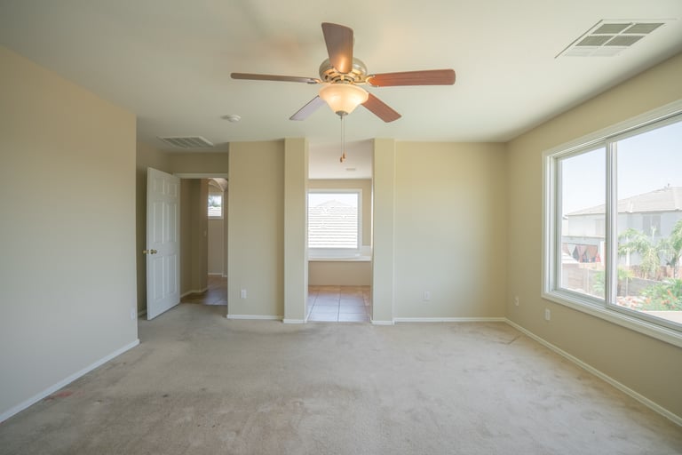 Photo 16 of 30 - 15123 W Hope Dr, Surprise, AZ 85379