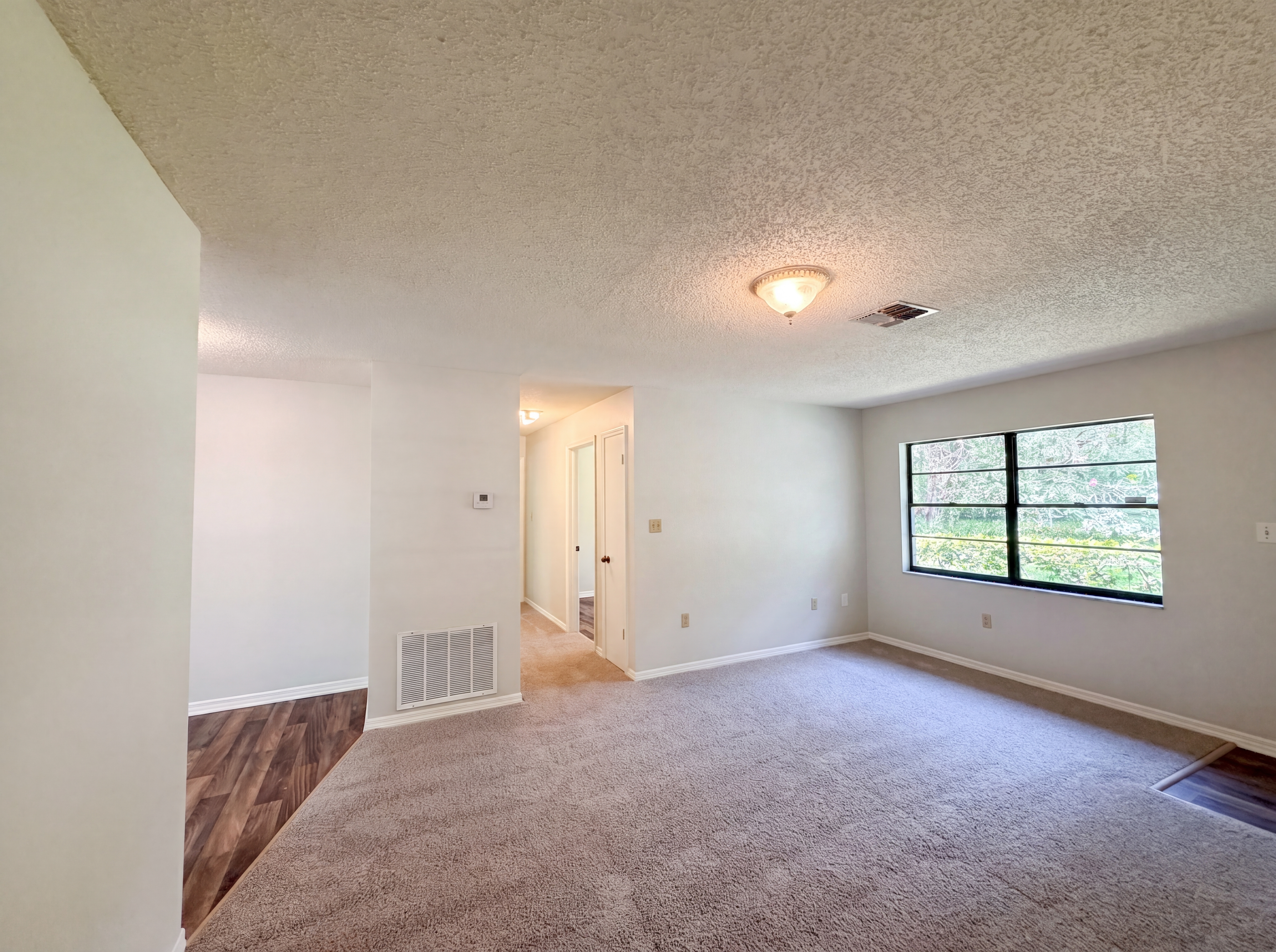 Photo 7 of 18 of 2505 Velma Ter, Leesburg, FL