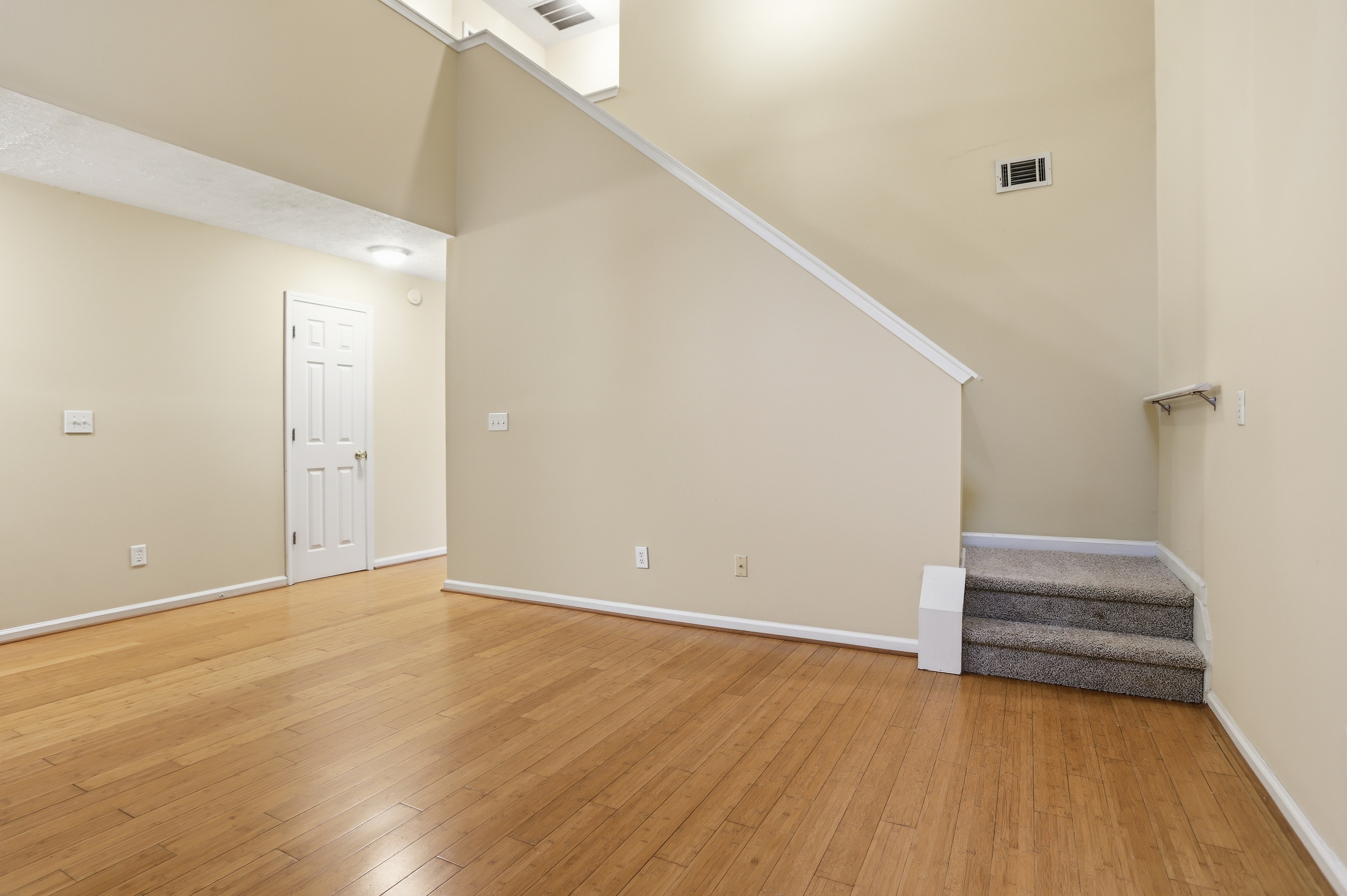 Photo 9 of 40 of 237 Kensington Trce, Stockbridge, GA