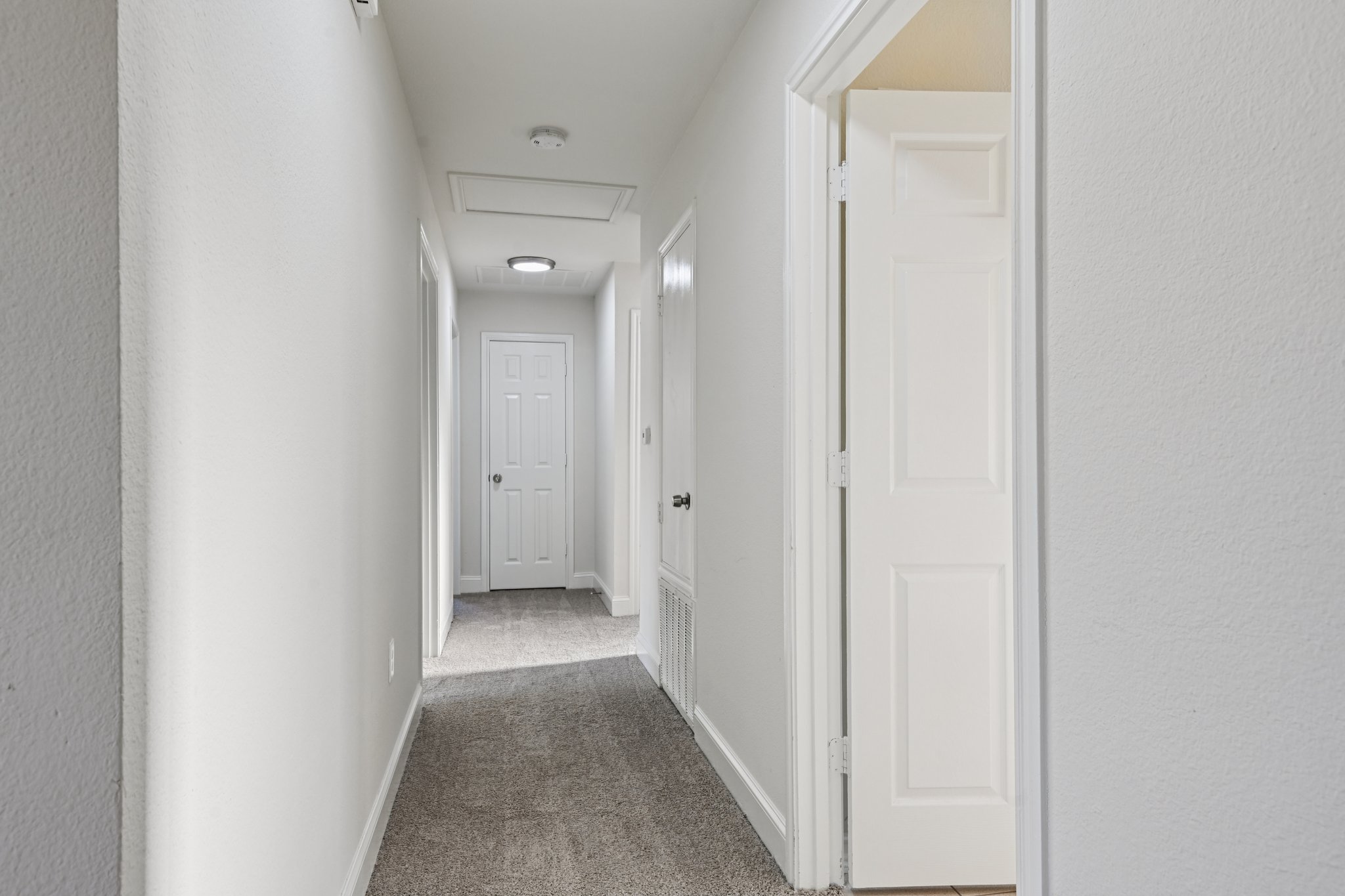 Photo 24 of 38 of 2714 Silkwood St, Dallas, TX