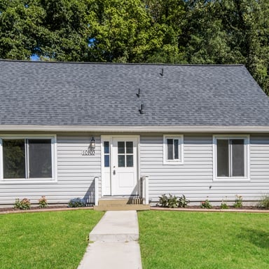 Property photo 1 of 10103 Meredith Ave