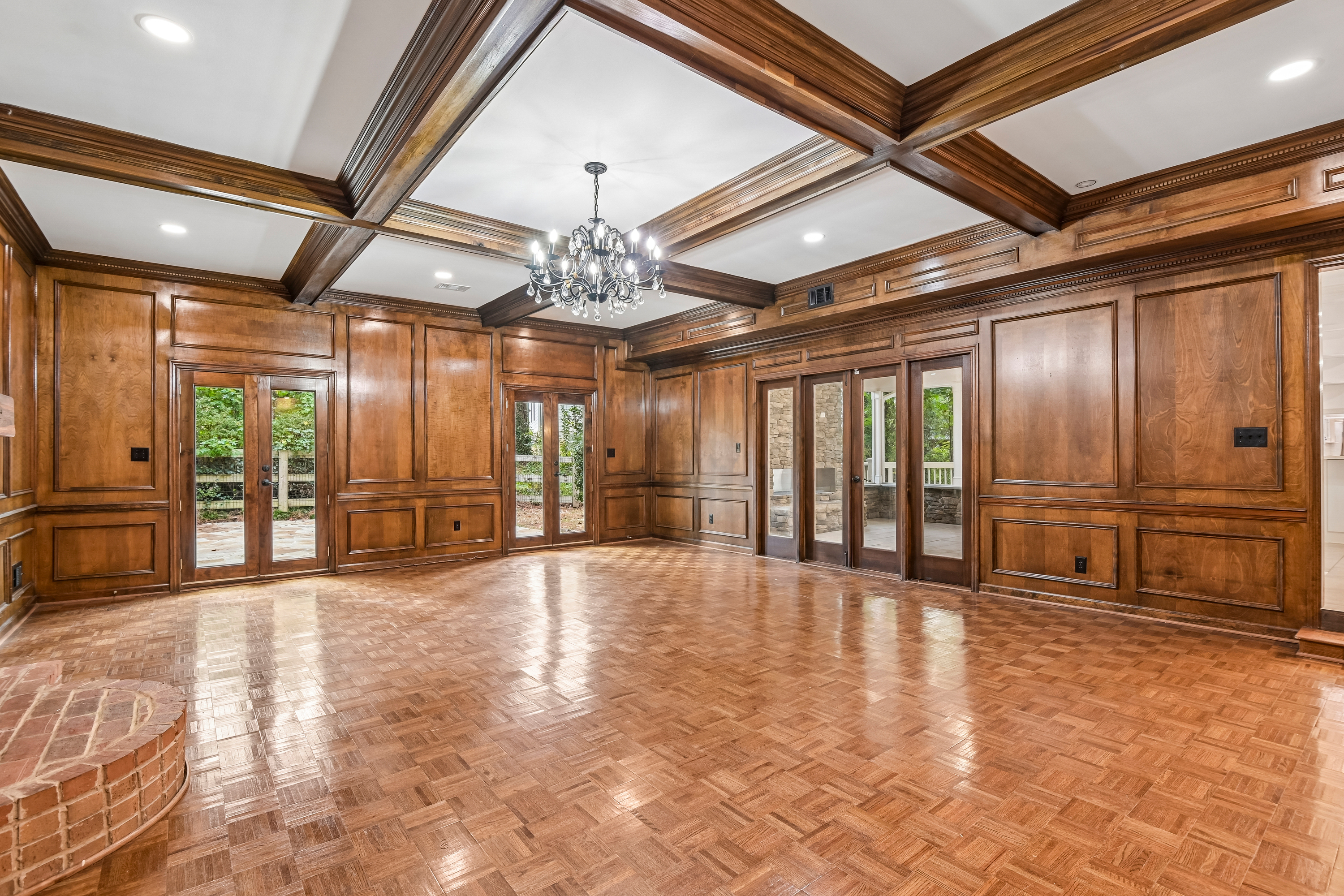 Photo 13 of 39 of 286 River Cliff Gate SE, Marietta, GA
