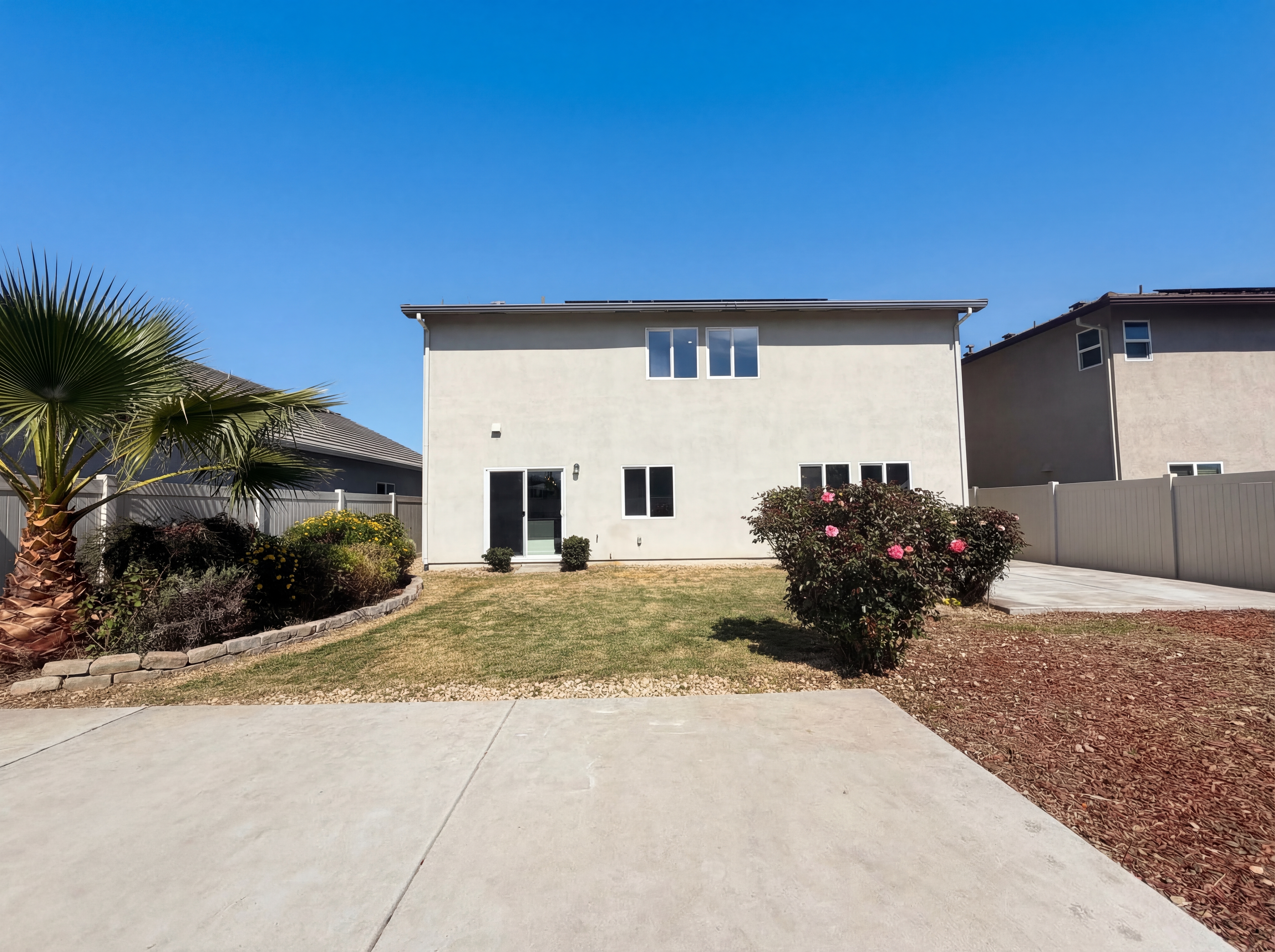 Photo 5 of 46 of 1176 Willow Hill Ave, Sacramento, CA