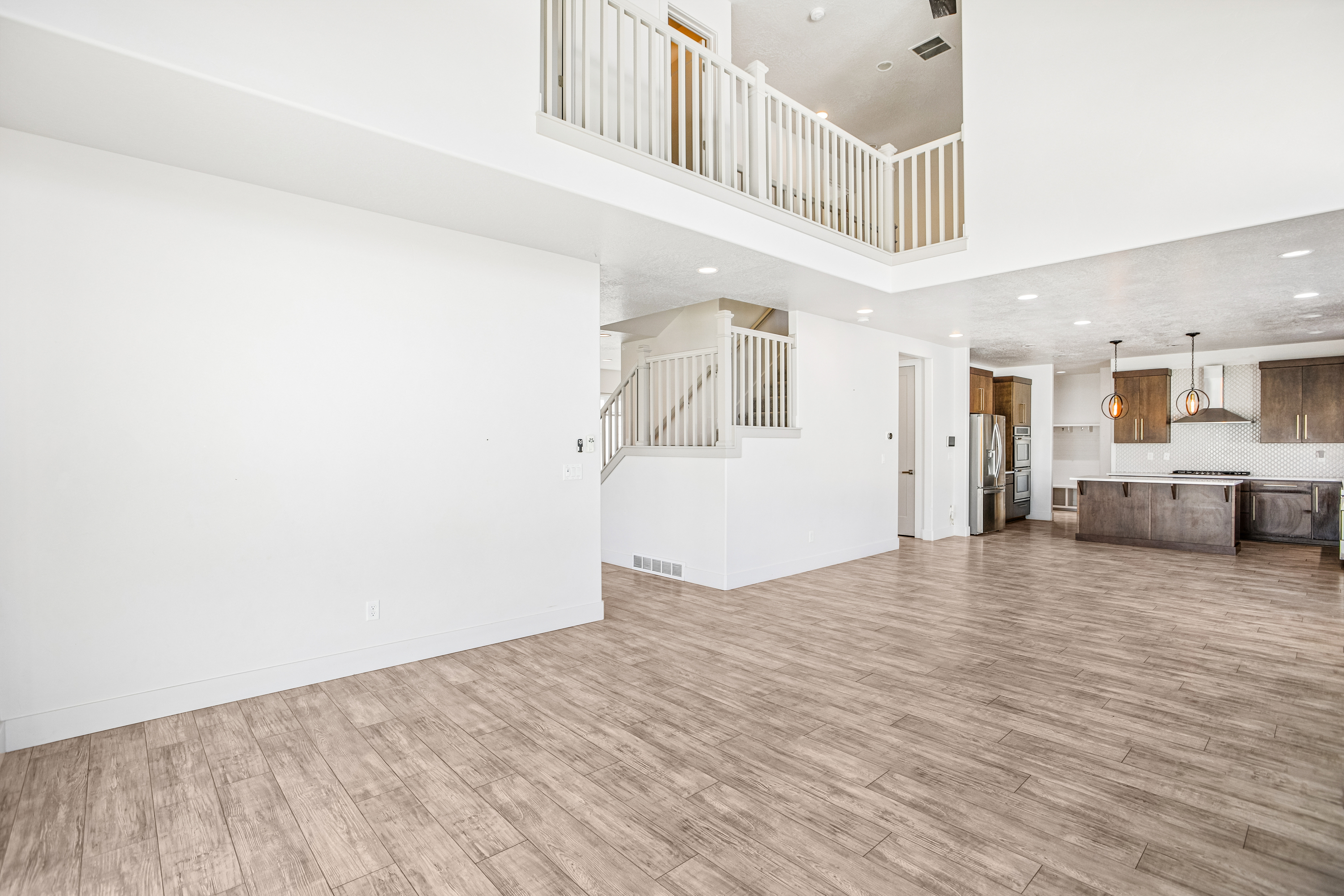 Photo 9 of 43 of 2462 W Bluestem Dr, Lehi, UT