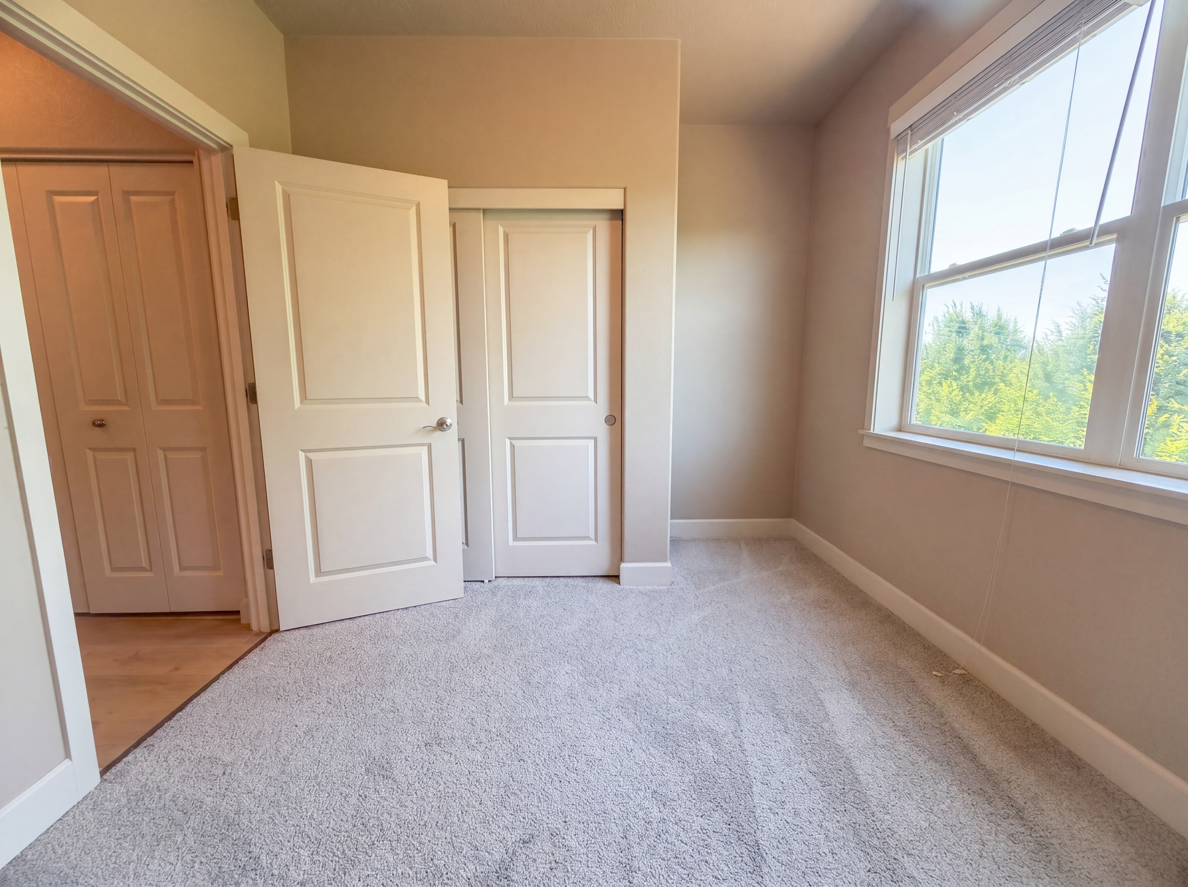 Photo 8 of 17 of 19899 Quaking Aspen Ave, Oregon City, OR