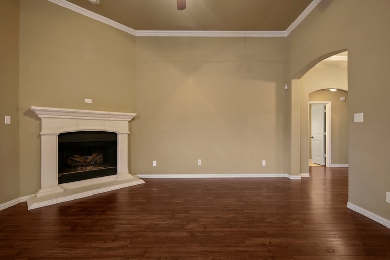 Photo 7 of 26 - 7424 Durness Dr, Fort Worth, TX 76179
