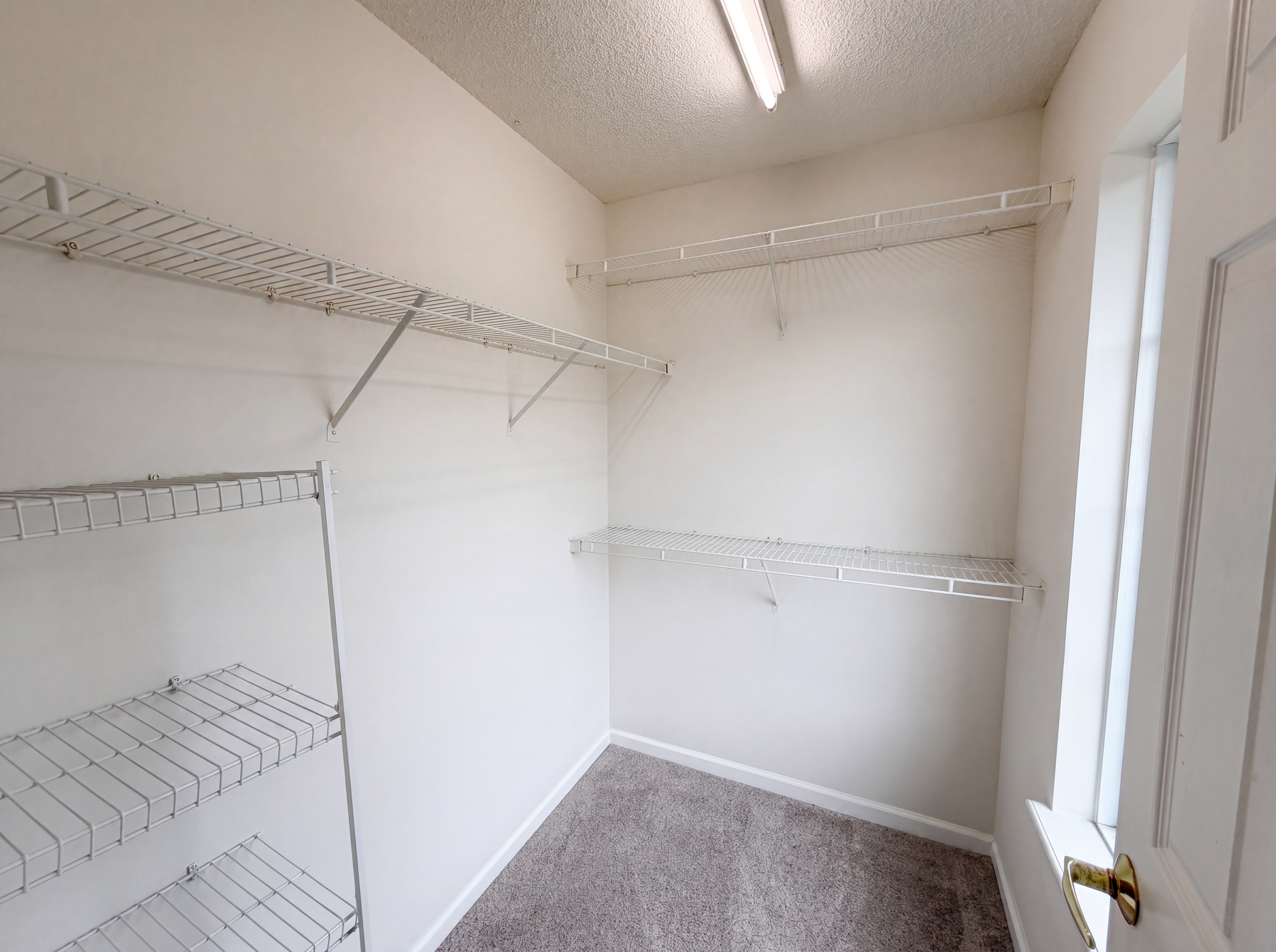 Photo 11 of 23 of 4975 Bentridge Dr NW, Concord, NC