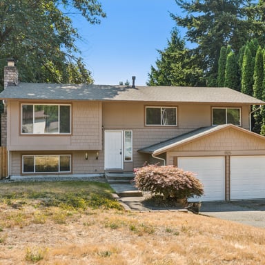 Property photo 1 of 11125 NE 129th St