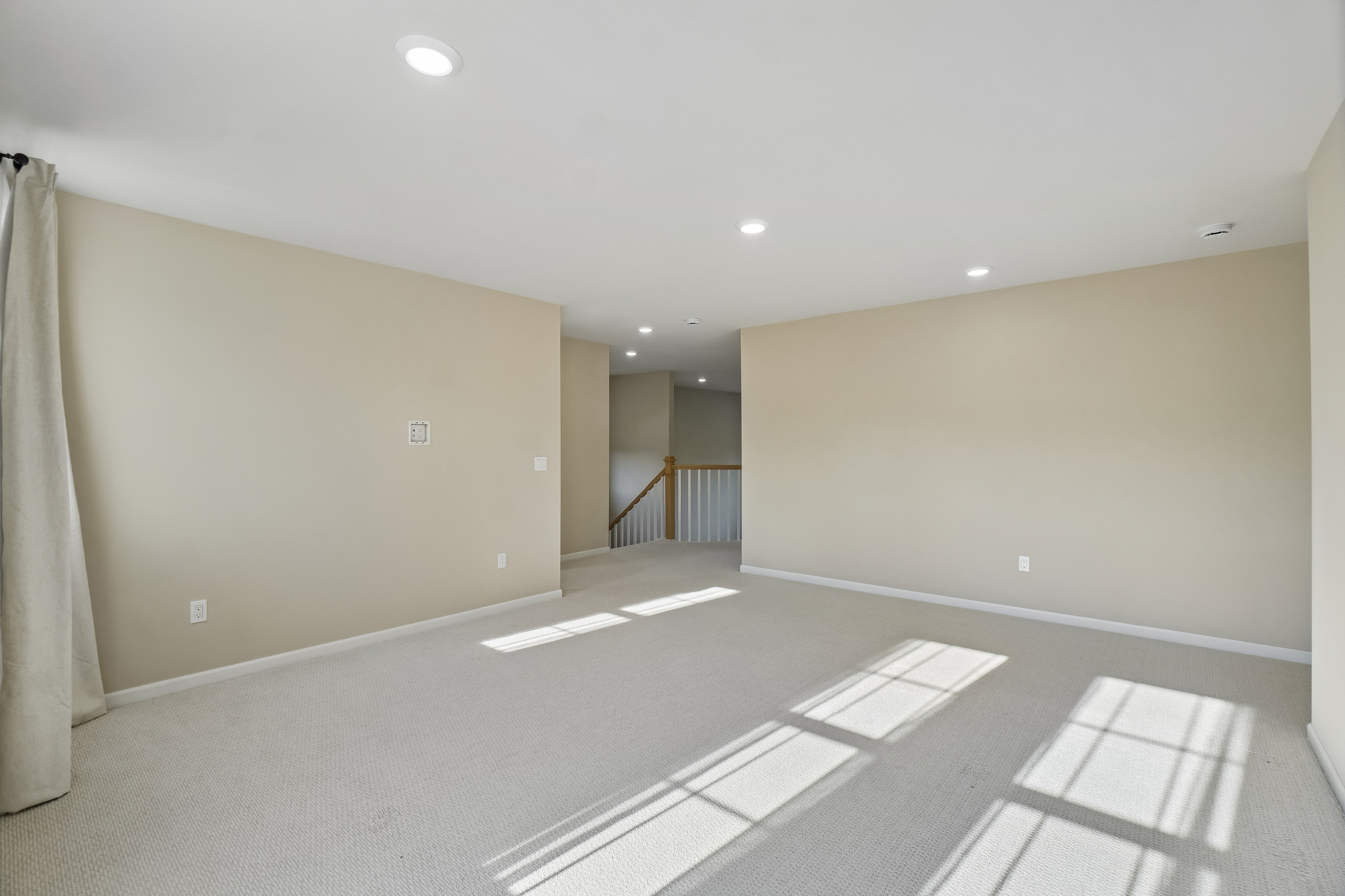 Photo 42 of 61 of 20942 Torbay Dr, Northville, MI