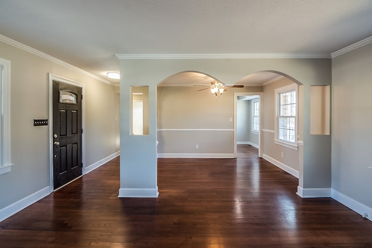 Photo 6 of 34 - 4205 Saint James Church Rd, Raleigh, NC 27604