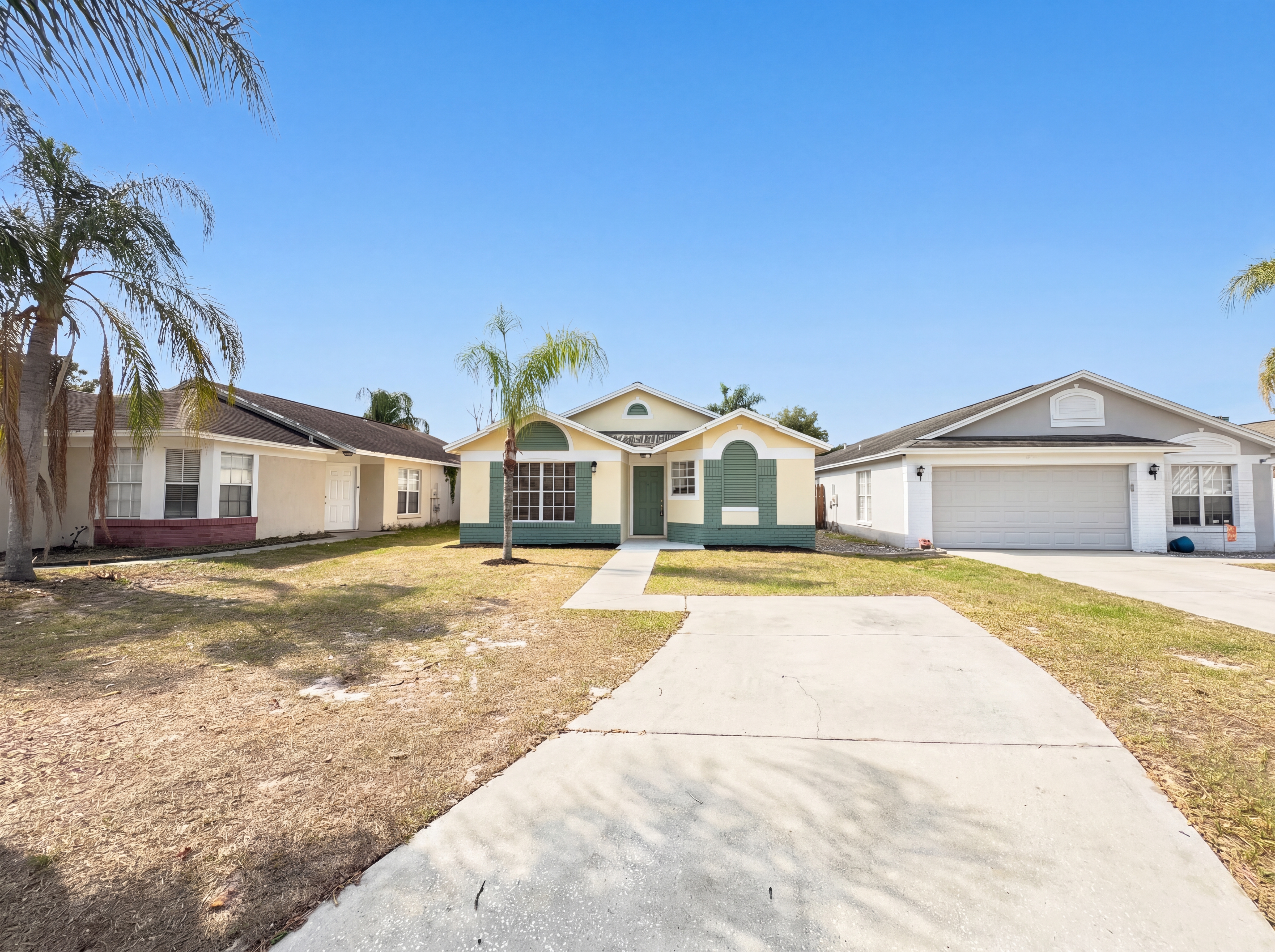 Photo 7 of 21 of 9814 Dean Cove Ln, Orlando, FL