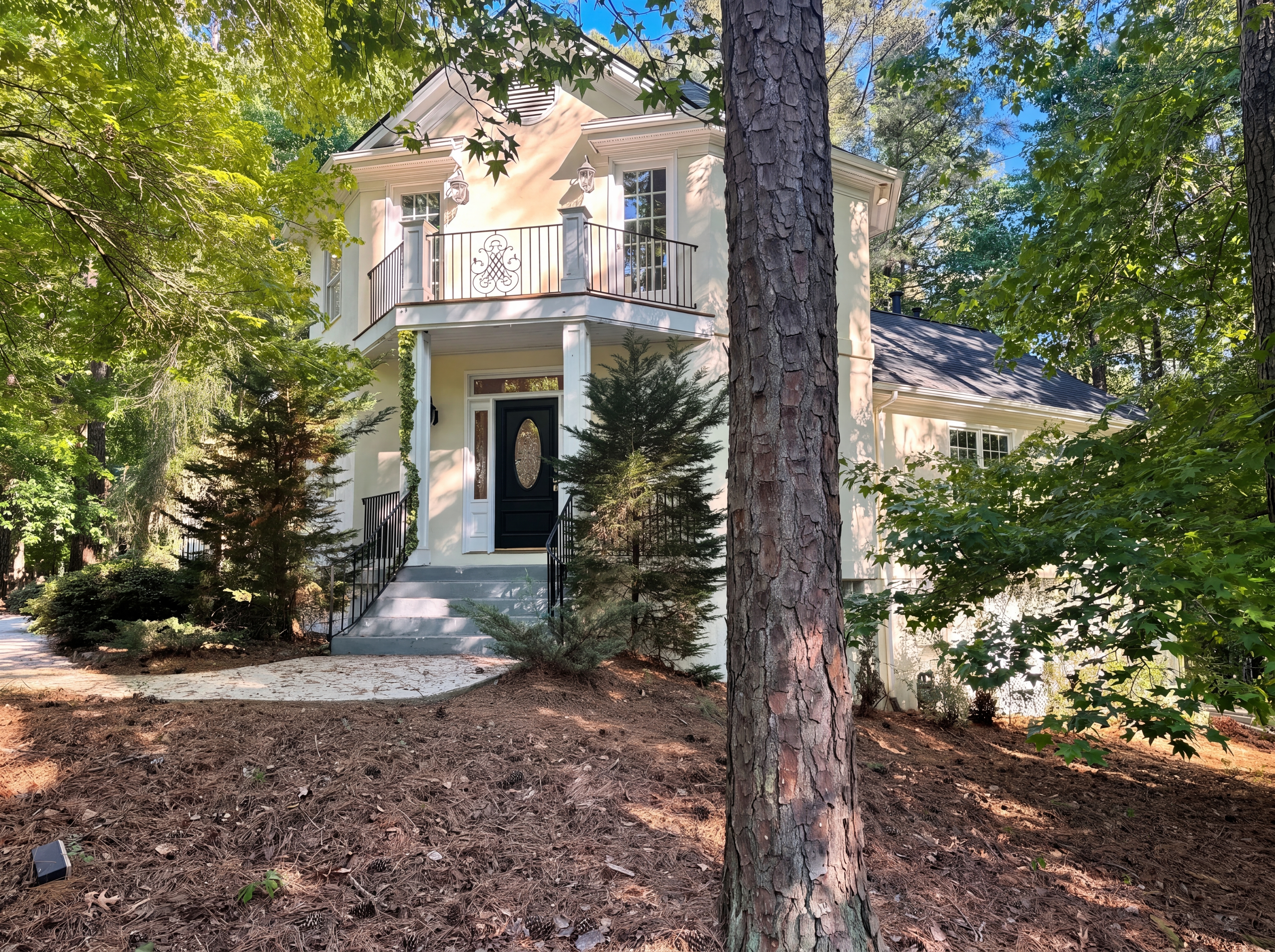 Photo 14 of 16 of 6104 Crupper Ct, Raleigh, NC