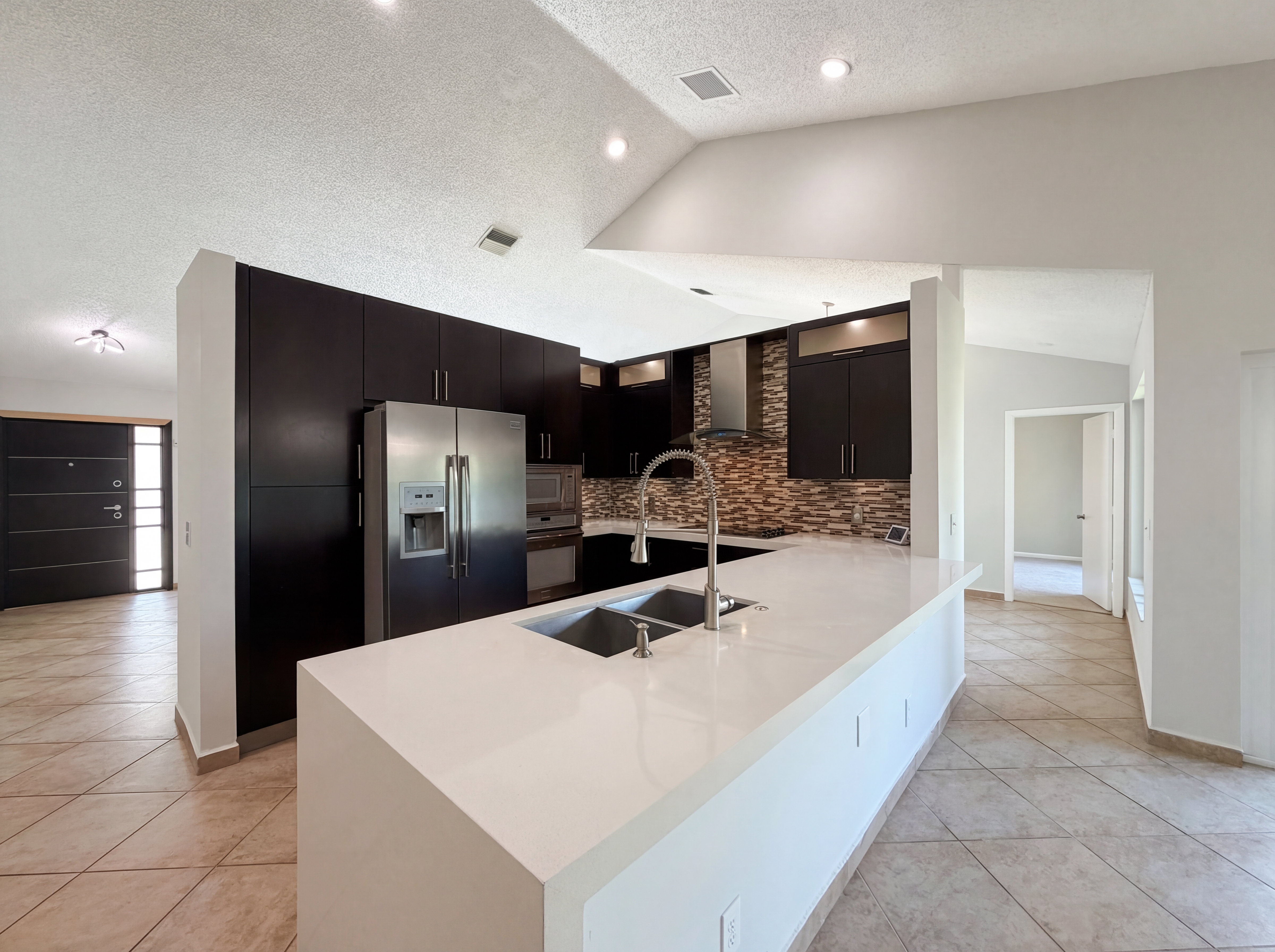 Photo 6 of 20 of 1179 NW 161st Ave, Pembroke Pines, FL